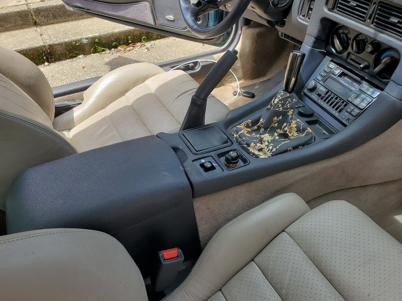 1994 Mitsubishi 3000GT OEM Black Complete Center Console Mint 1994 Mitsubishi 3000GT OEM Black Complete Center Console Mint