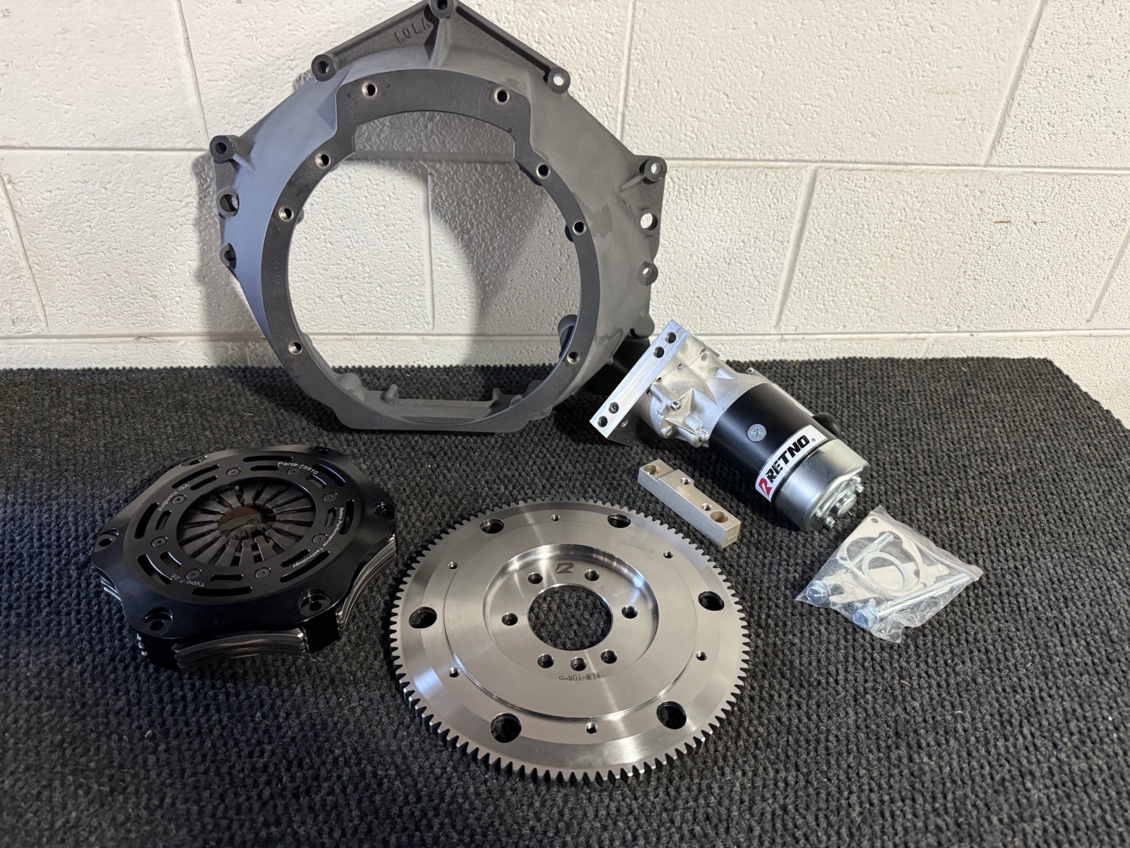 Chevy Bellhousing  Clutch 104T Flywheel Starter Race Lola McLaren Tilton Quarter