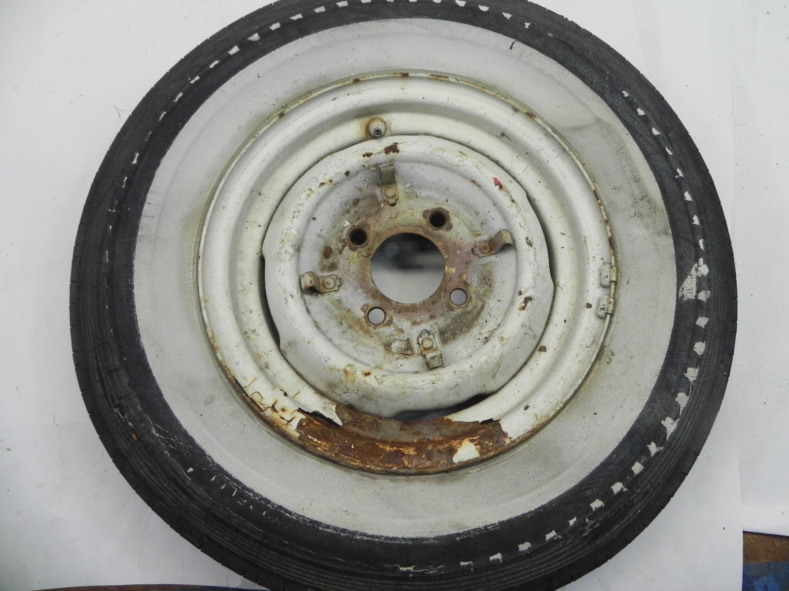 1956-60 BERKELEY SPORTS CAR WHEEL ORIGINAL 4X110MM 12 X 4.5 RIM NO HUBCAPS USED 1956-60 BERKELEY SPORTS CAR WHEEL ORIGINAL 4X110MM 12 X 4.5 RIM NO HUBCAPS USED