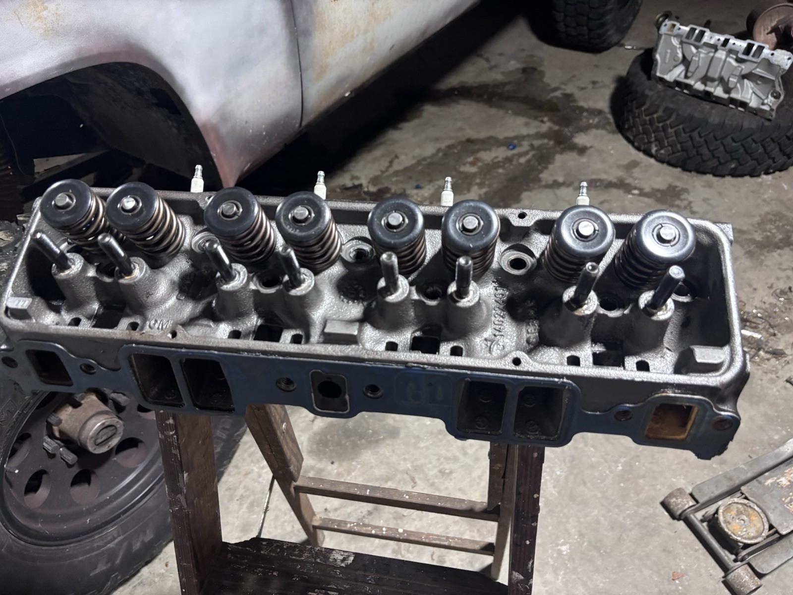305 H.O. Heads 601 305 H.O. Heads 601
