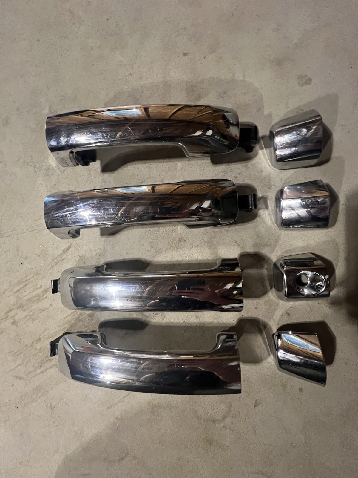 Factory OEM Toyota Tundra CrewMax/Sequoia Door Handles Factory OEM Toyota Tundra CrewMax/Sequoia Door Handles