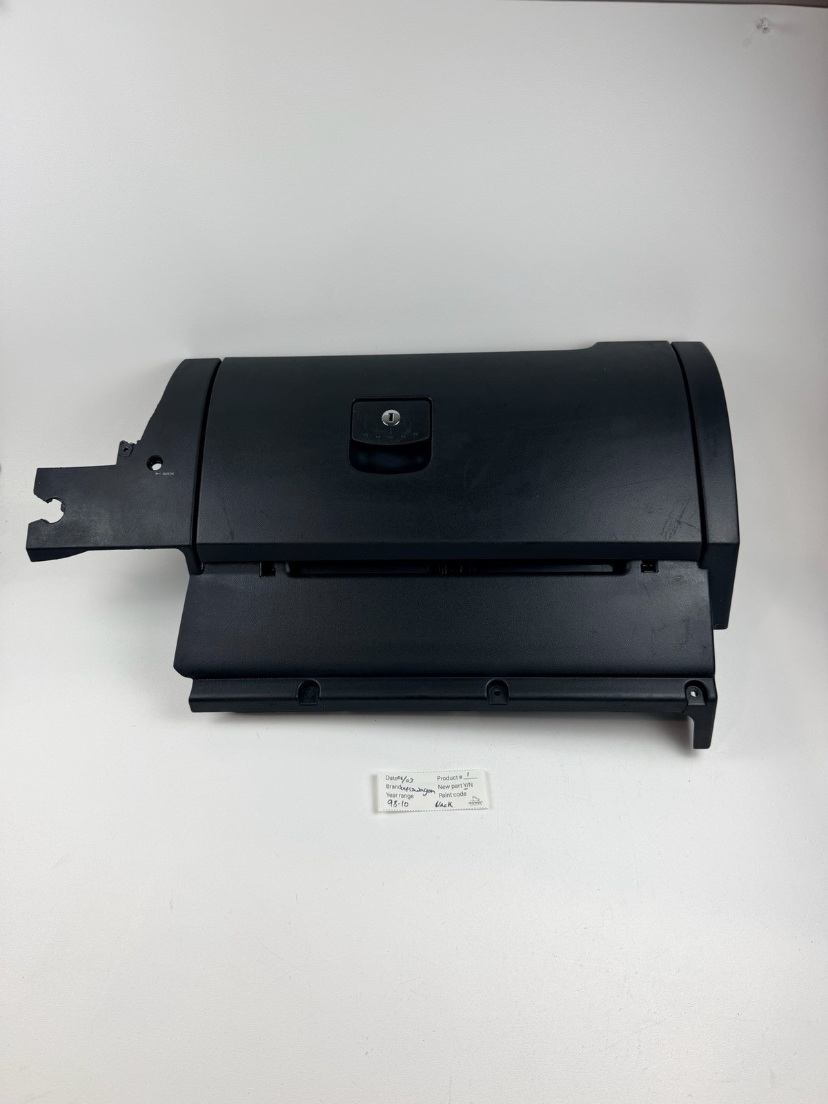 98-10 Volkswagen VW Beetle Convertible Glovebox Glove Box Assembly OEM Black
