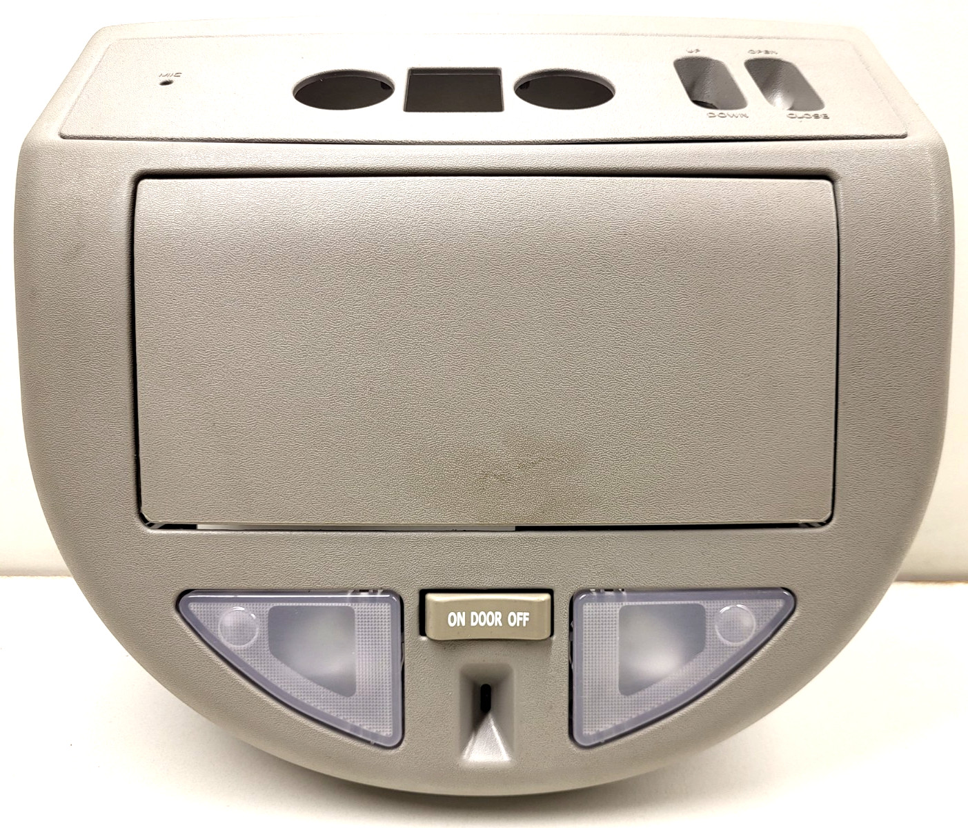 2008-2014 Nissan Armada QX56 Overhead Console Dome Light w/ Sunroof Shell Only 2008-2014 Nissan Armada QX56 Overhead Console Dome Light w/ Sunroof Shell Only