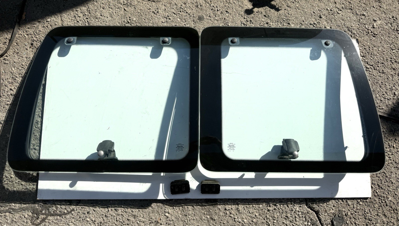 92-14 Ford Econoline Van Rear Back Pop-Out Windows E150 E250 E-350 Vent Glass