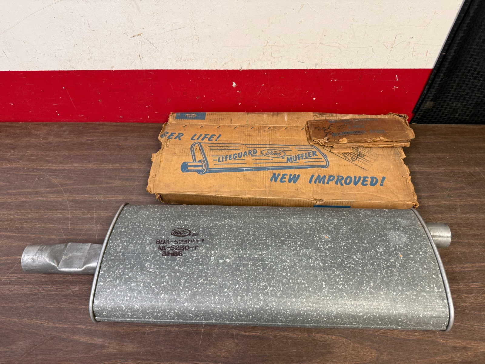 VINTAGE 1958 1959 FORD FAIRLANE B9A-5230-F EXHAUST MUFFLER NOS 926