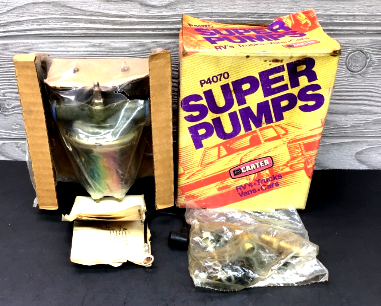 Original Carter Model P4070 Super Electric Fuel Pump 12 Volt/ New Old Stock NOS Original Carter Model P4070 Super Electric Fuel Pump 12 Volt/ New Old Stock NOS
