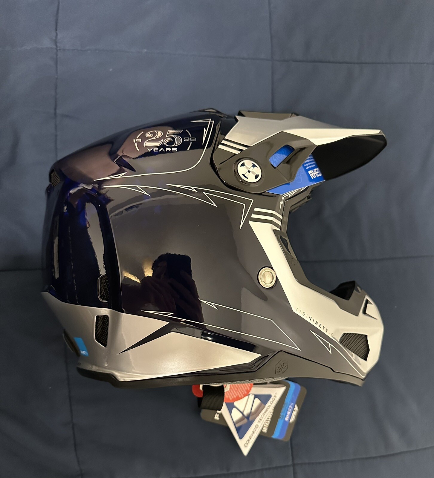 Fly - Racing 2024 Formula S Carbon Legacy Smart Helmet (Navy/Silver) Youth Large
