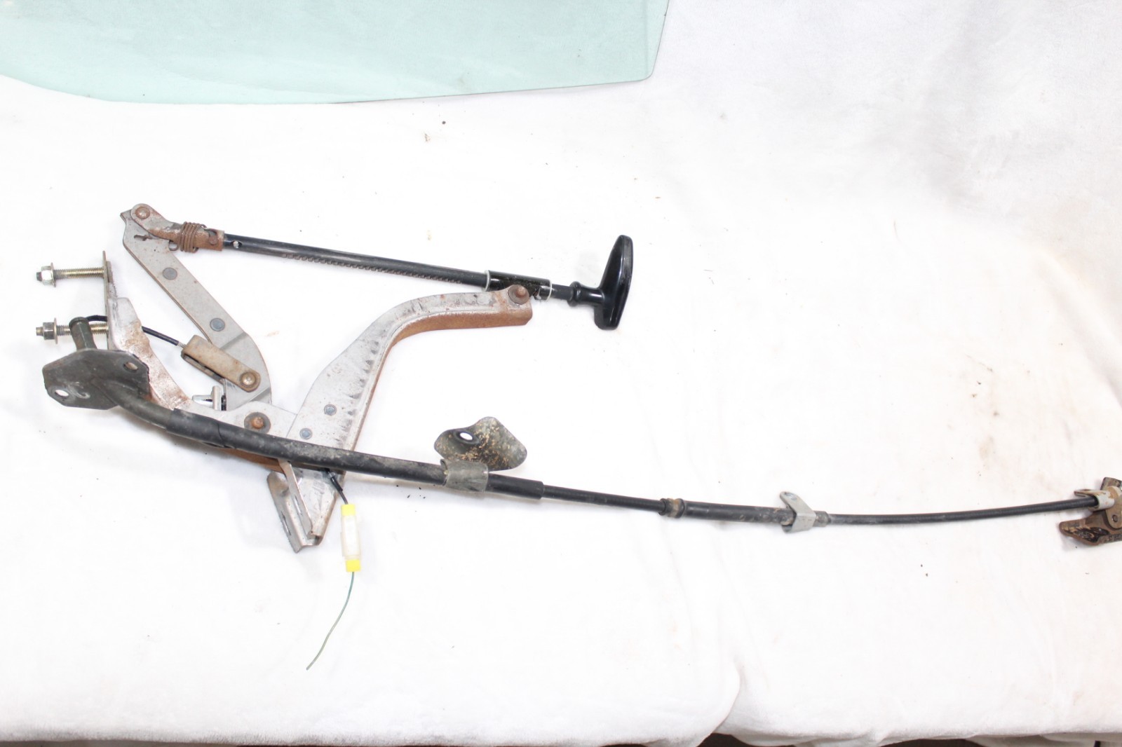 86-97 Nissan HARDBODY D21 Parking E Brake Pull Handle CABLE Assembly Emergency 86-97 Nissan HARDBODY D21 Parking E Brake Pull Handle CABLE Assembly Emergency