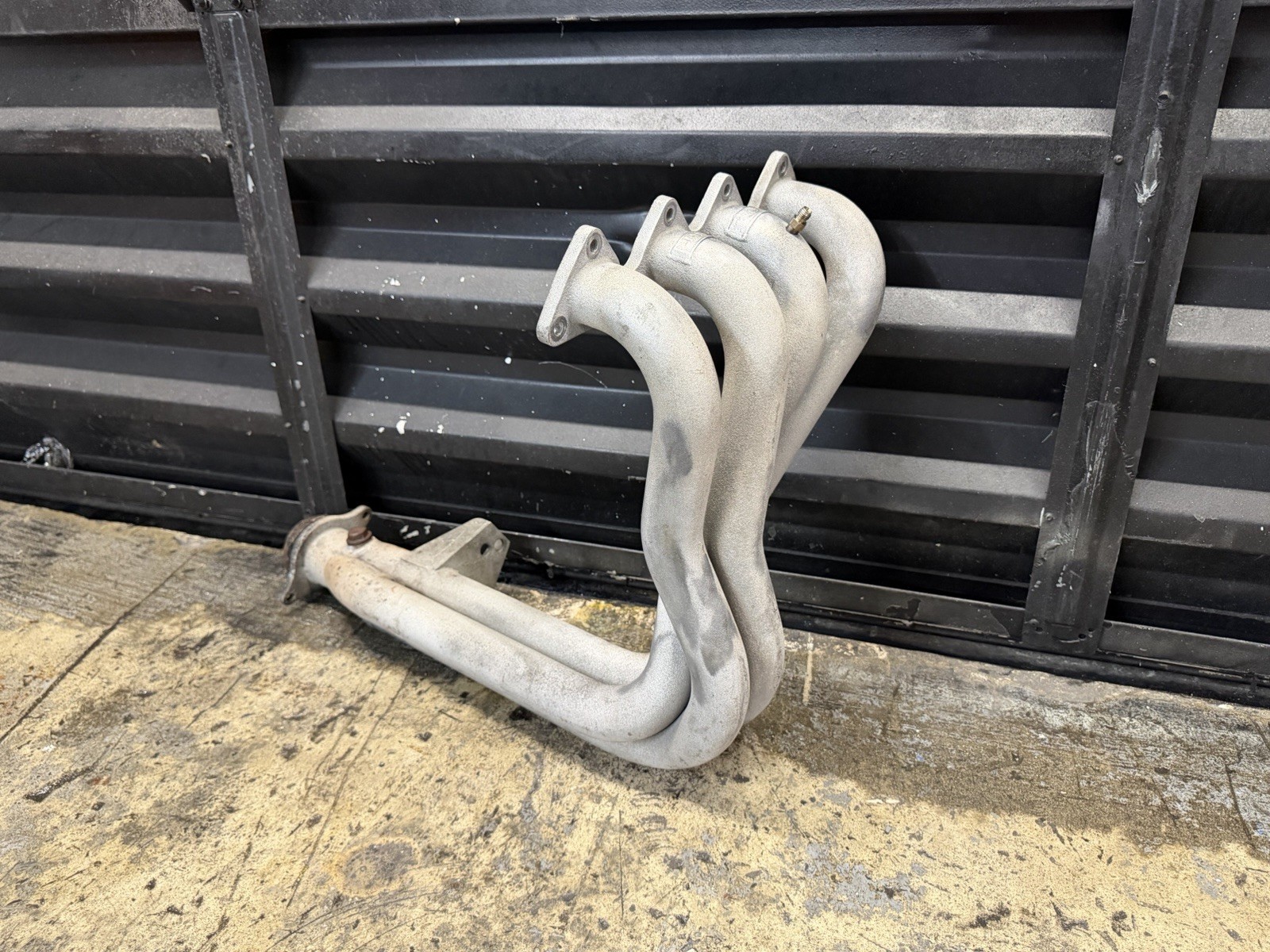 Mugen Exhaust Header for Honda Civic Integra DC2 DB8 EK9 EG6 EK4 B16A B18C JDM Mugen Exhaust Header for Honda Civic Integra DC2 DB8 EK9 EG6 EK4 B16A B18C JDM