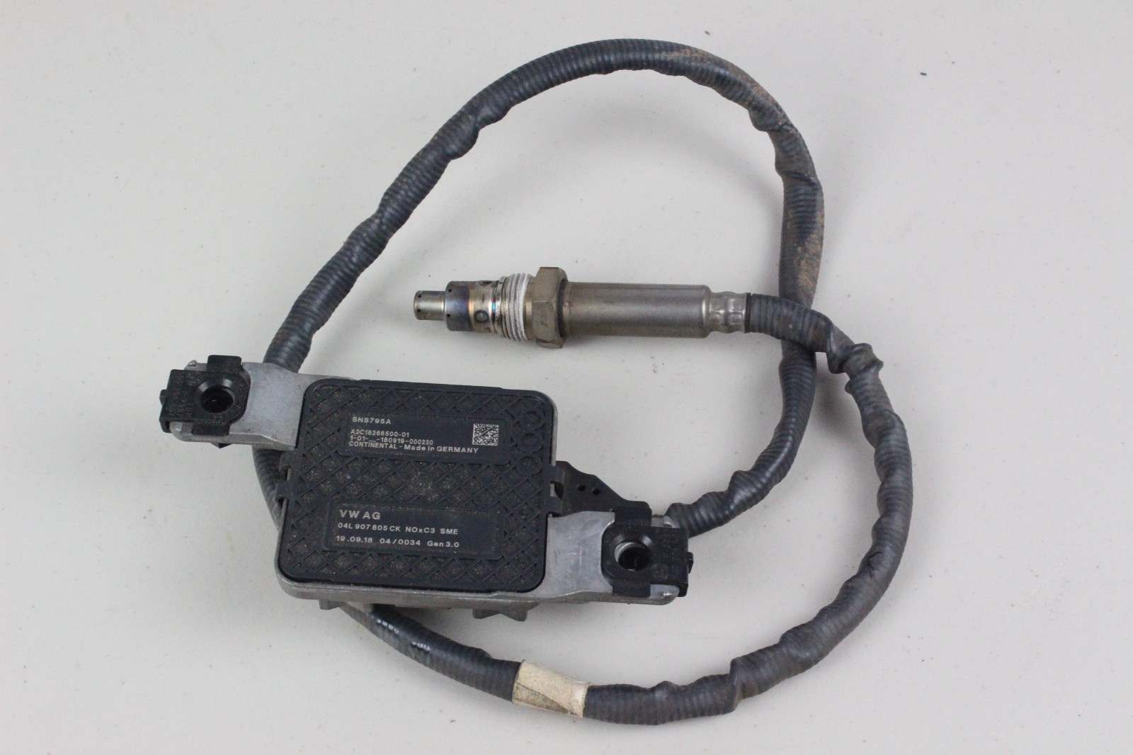 OEM VW Audi Golf Jetta Passat 2.0L TDI Diesel NOx Sensor CVCA CRUA  04L907805CK