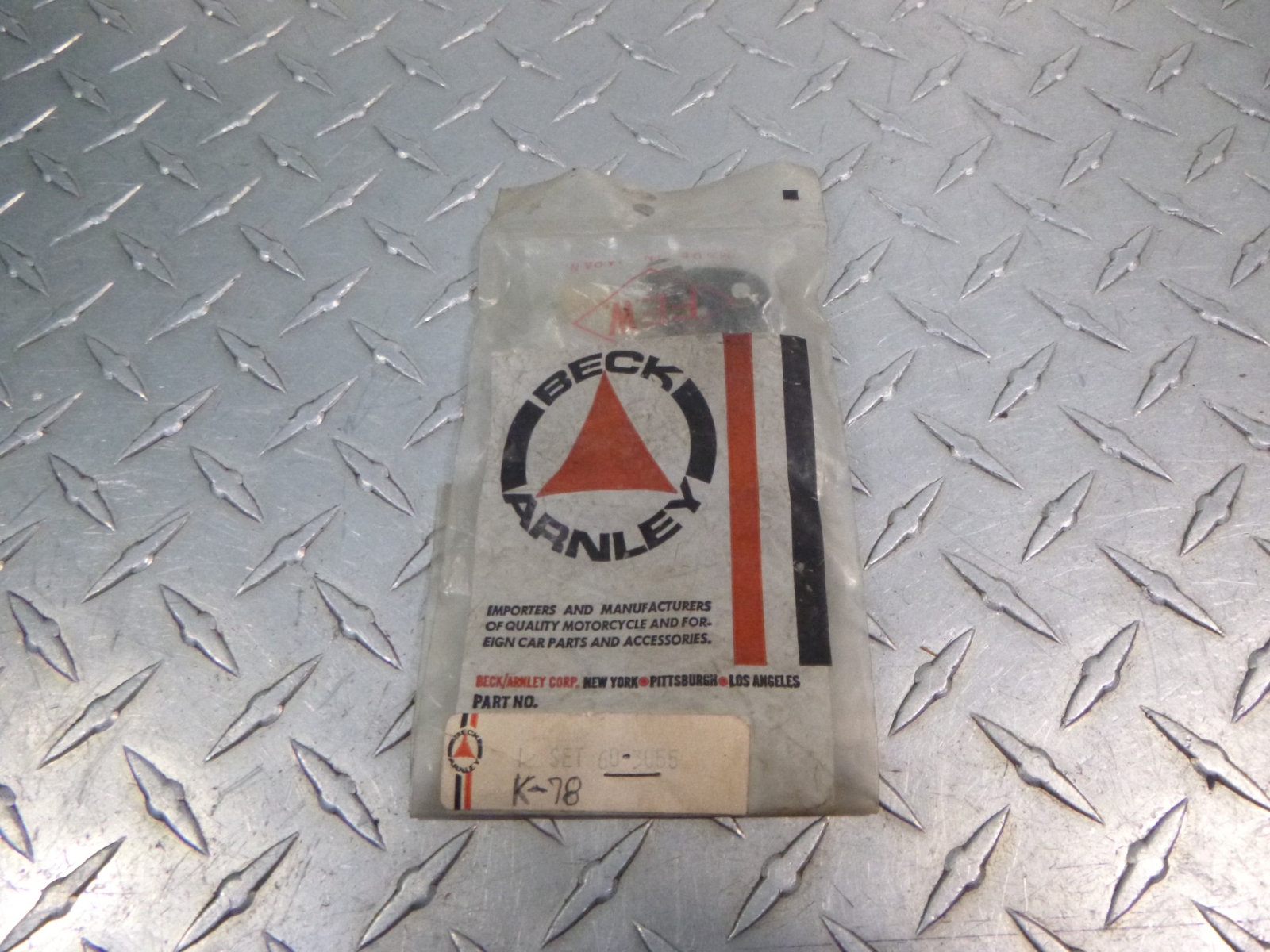 NOS Beck Arnley Right & Left Contact Points Set 60-3055