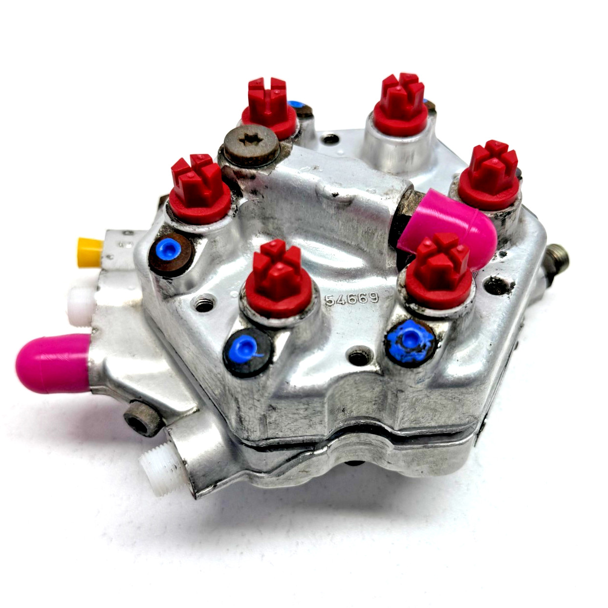 Bosch 0438100099 Lamborghini Countach QV Fuel Distributor CIS-Jetronic OEM Bosch 0438100099 Lamborghini Countach QV Fuel Distributor CIS-Jetronic OEM