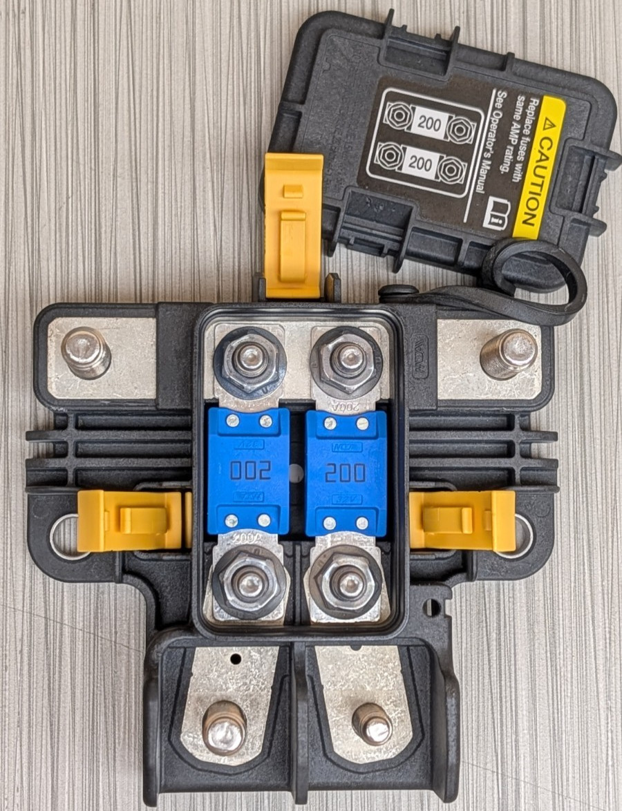200 / 200 AMP PDM Mega Fuse Power Block Power Distribution Module New