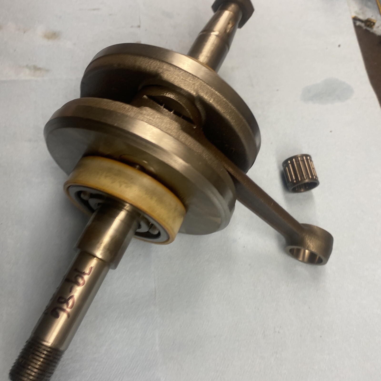 1979 - 1986 Elan Vintage Snowmobile 250 Single Cylinder Motor Crank Good 1979 - 1986 Elan Vintage Snowmobile 250 Single Cylinder Motor Crank Good