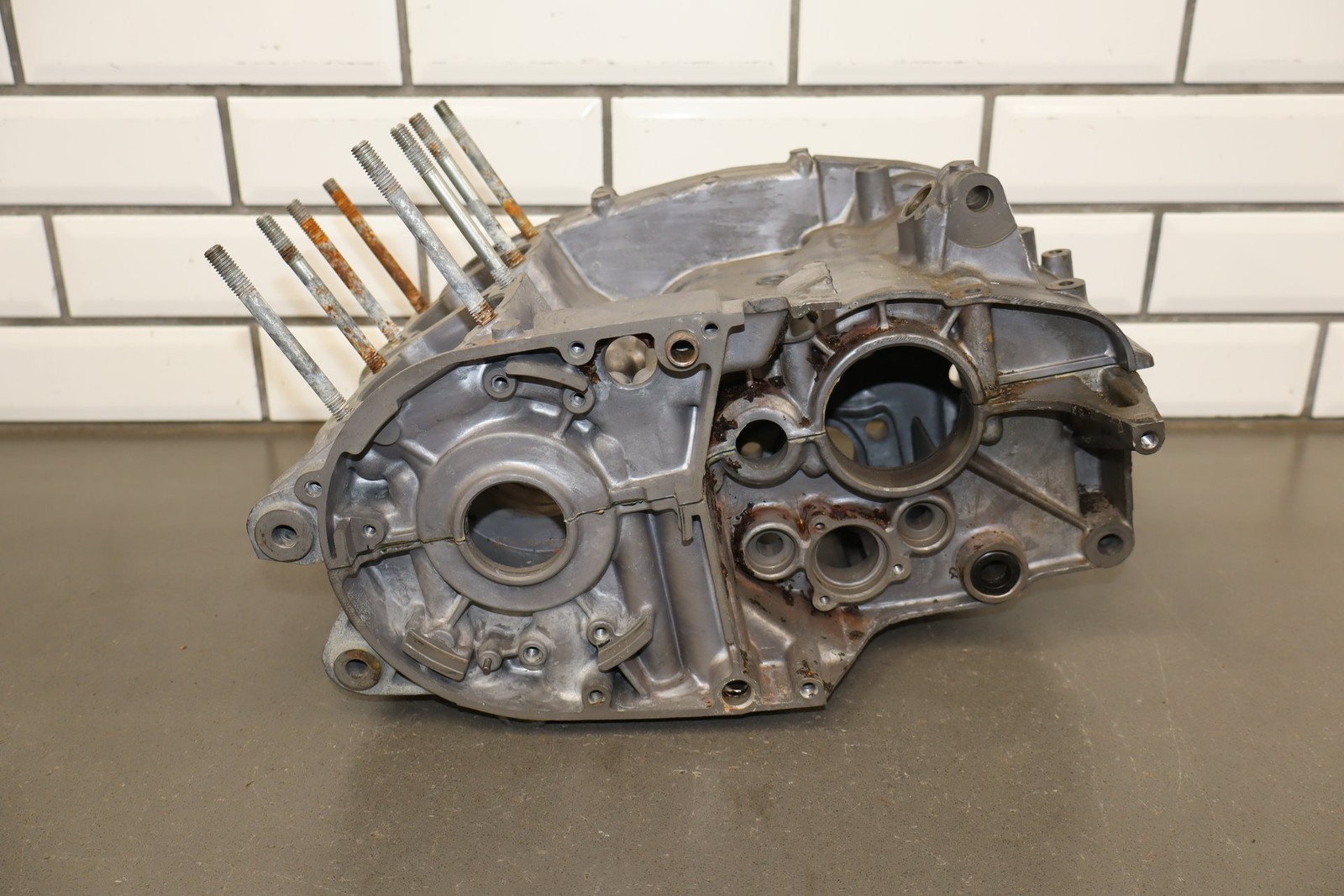 1973-1975 Yamaha RD350 RD250 R5 Crankcases OEM 278-15100-02-00