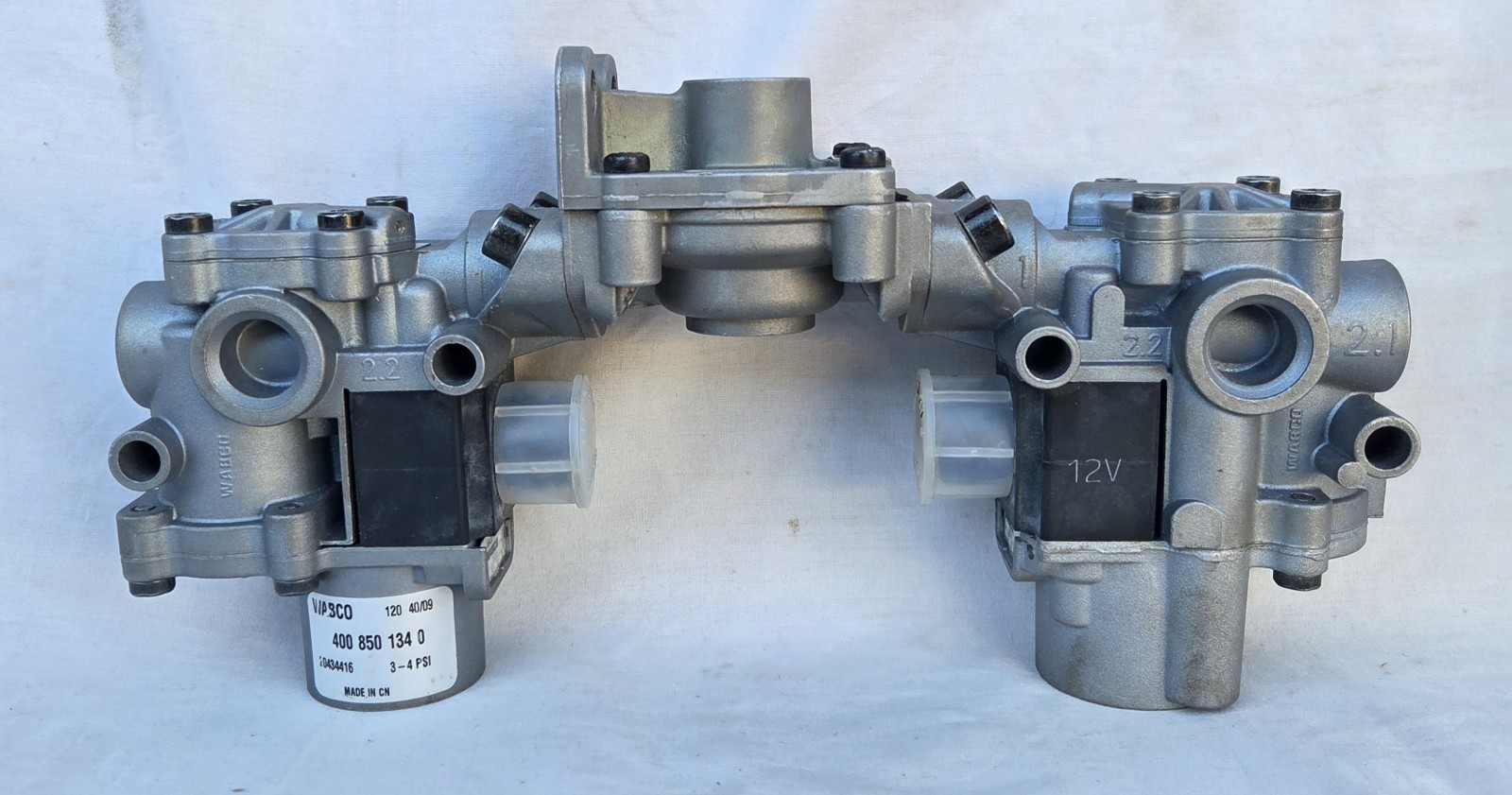 Genuine Meritor WABCO 4008501340 Heavy-duty Truck ABS Relay Valve & Modulator Genuine Meritor WABCO 4008501340 Heavy-duty Truck ABS Relay Valve & Modulator