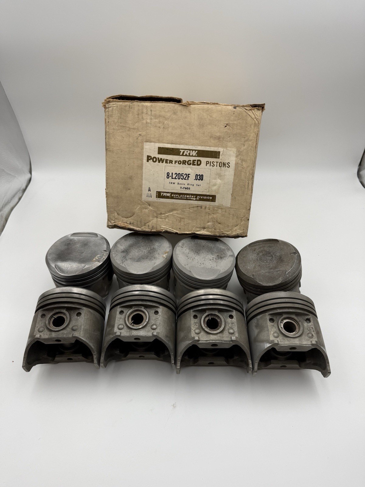 TRW 8-L2052F .030 Power Forged Pistons New Old Stock TRW 8-L2052F .030 Power Forged Pistons New Old Stock