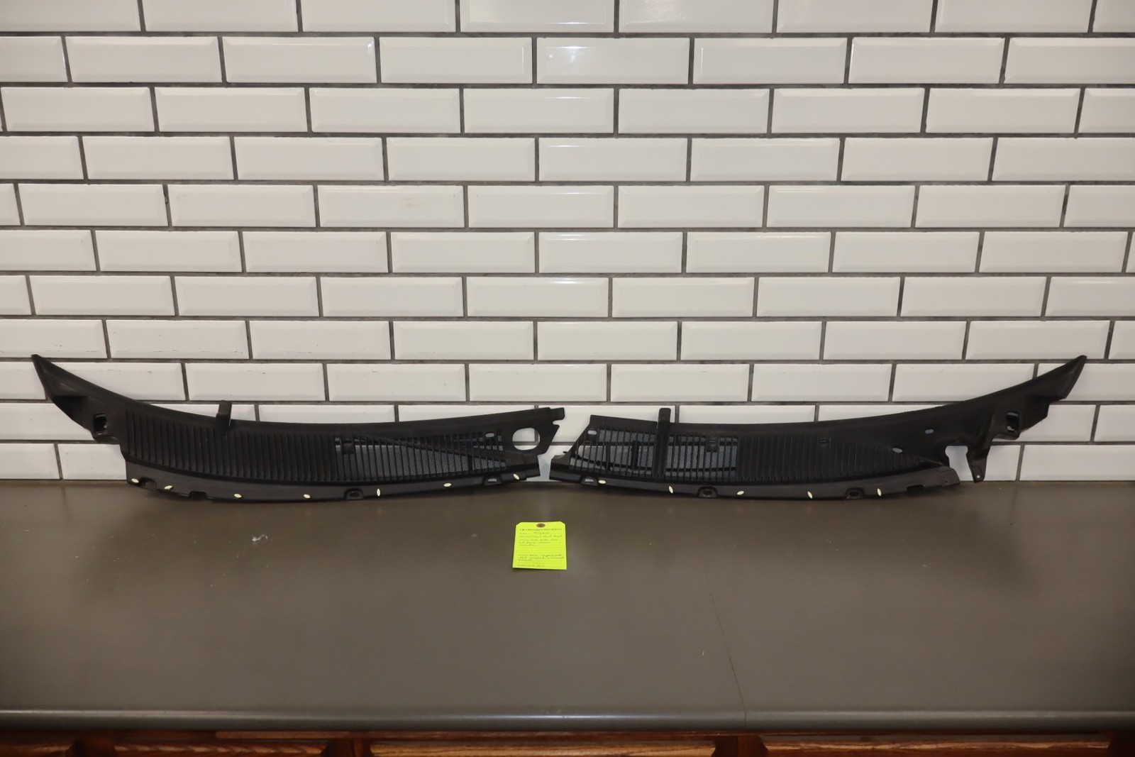 1993-1996 Cadillac Fleetwood Cowl Vent Panel