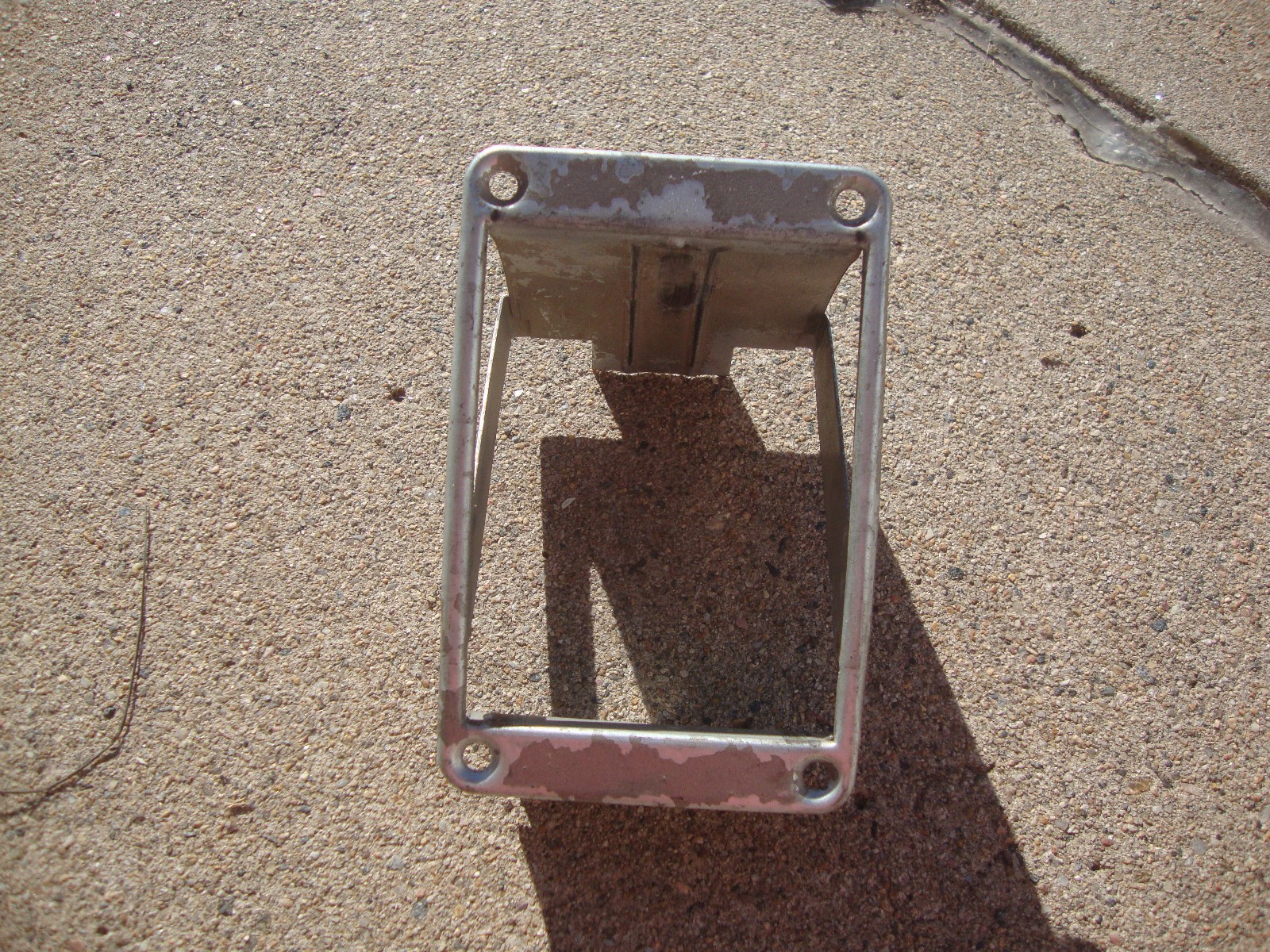 1948 1949 1952 FORD PICKUP TRUCK ASHTRAY FRAME ONLY F1 F2 F3 F4 F5 1948 1949 1952 FORD PICKUP TRUCK ASHTRAY FRAME ONLY F1 F2 F3 F4 F5