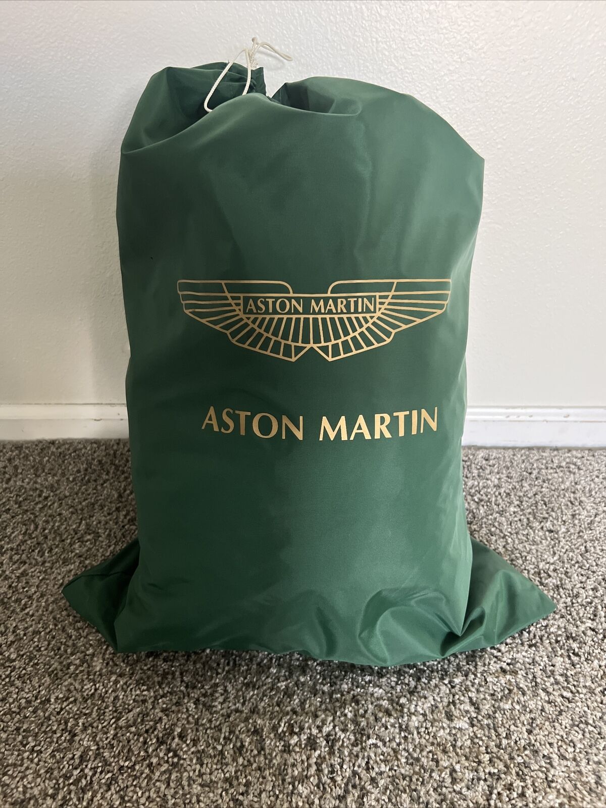 Aston Martin DB7 V-12 GENUINE ASTON MARTIN, CAR COVER, NAVY, PART NUMBER: 699349