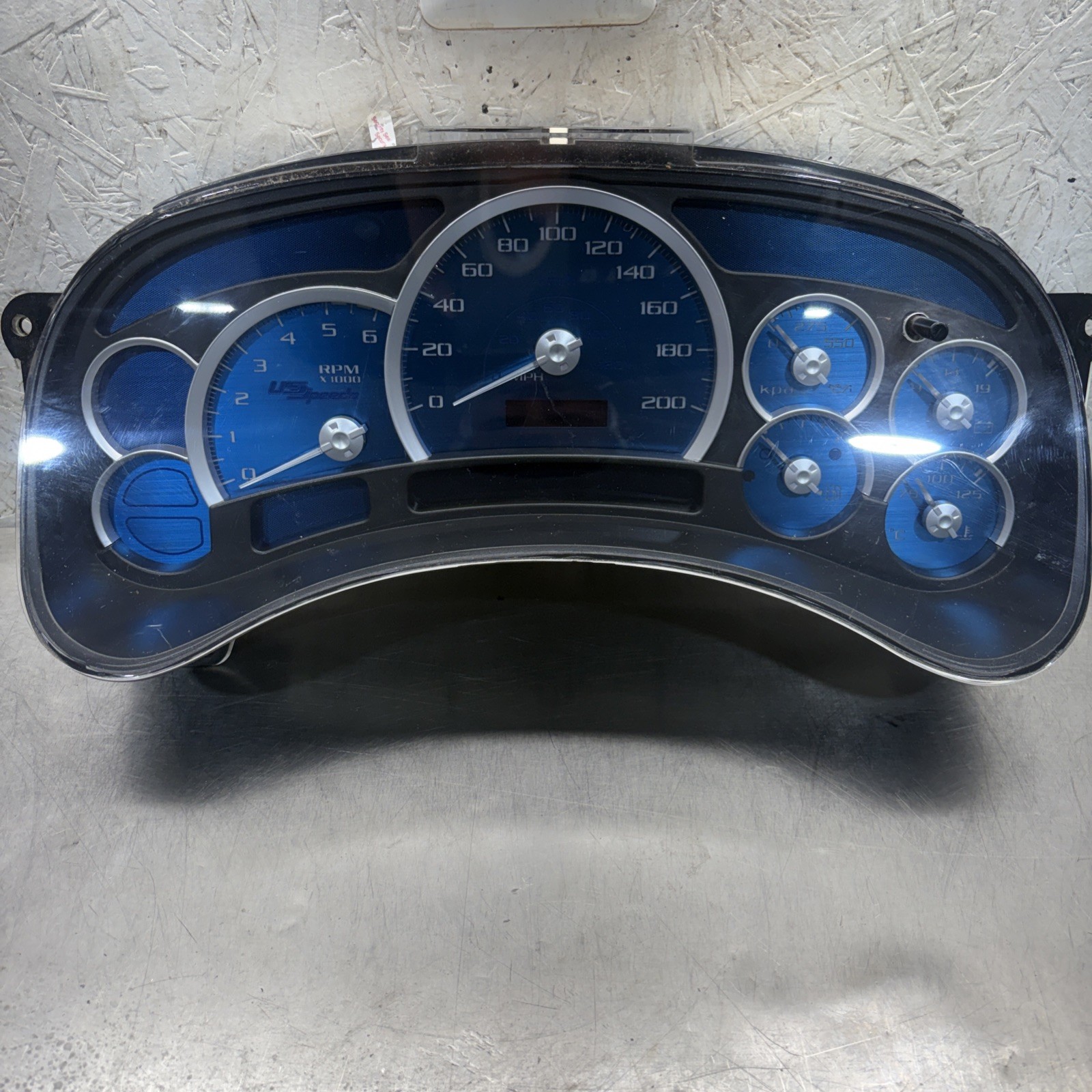 2003-2006 Chevy gmc Gauge Cluster 