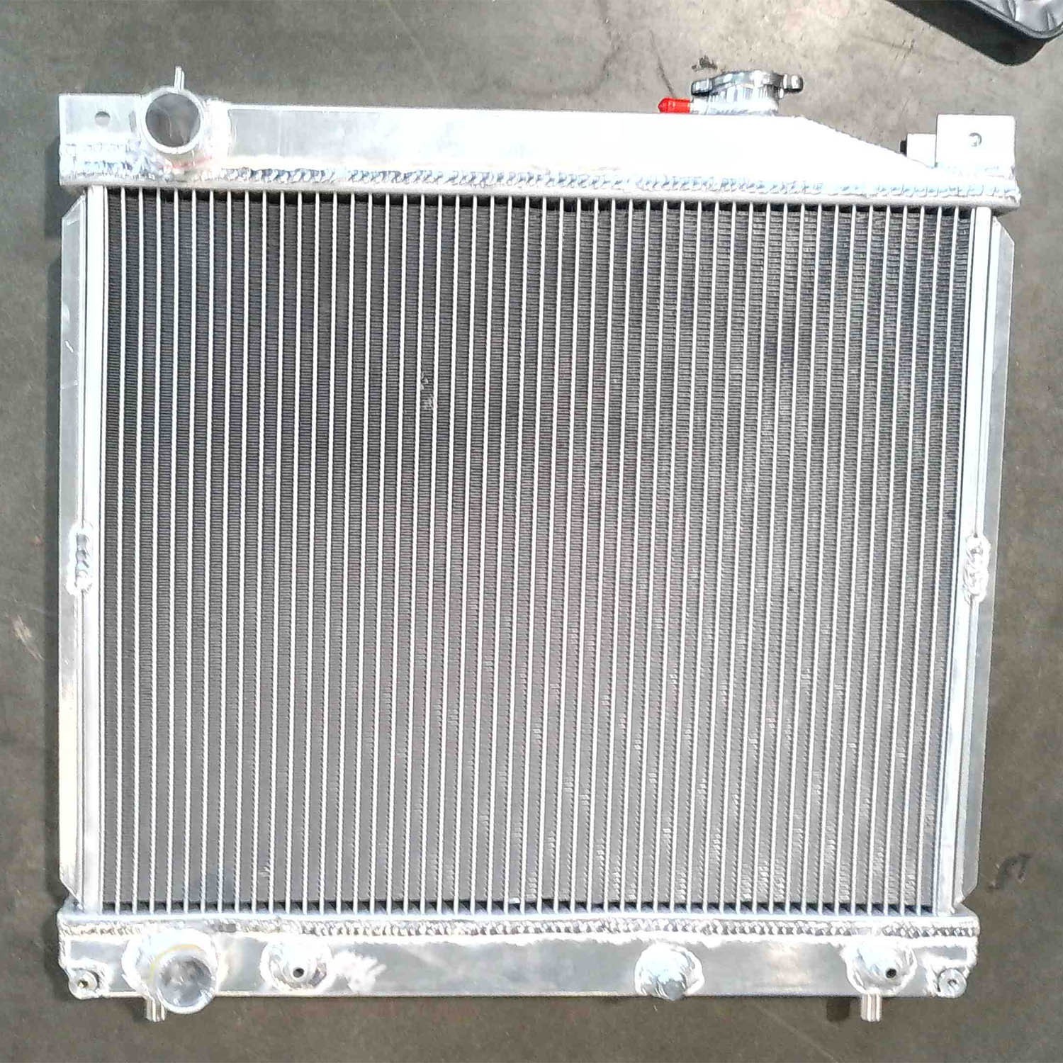 Discount 2Row Radiator Aluminum for 1995-05 Suzuki Grand Vitara SQ/JLX 2.0L 2.5L