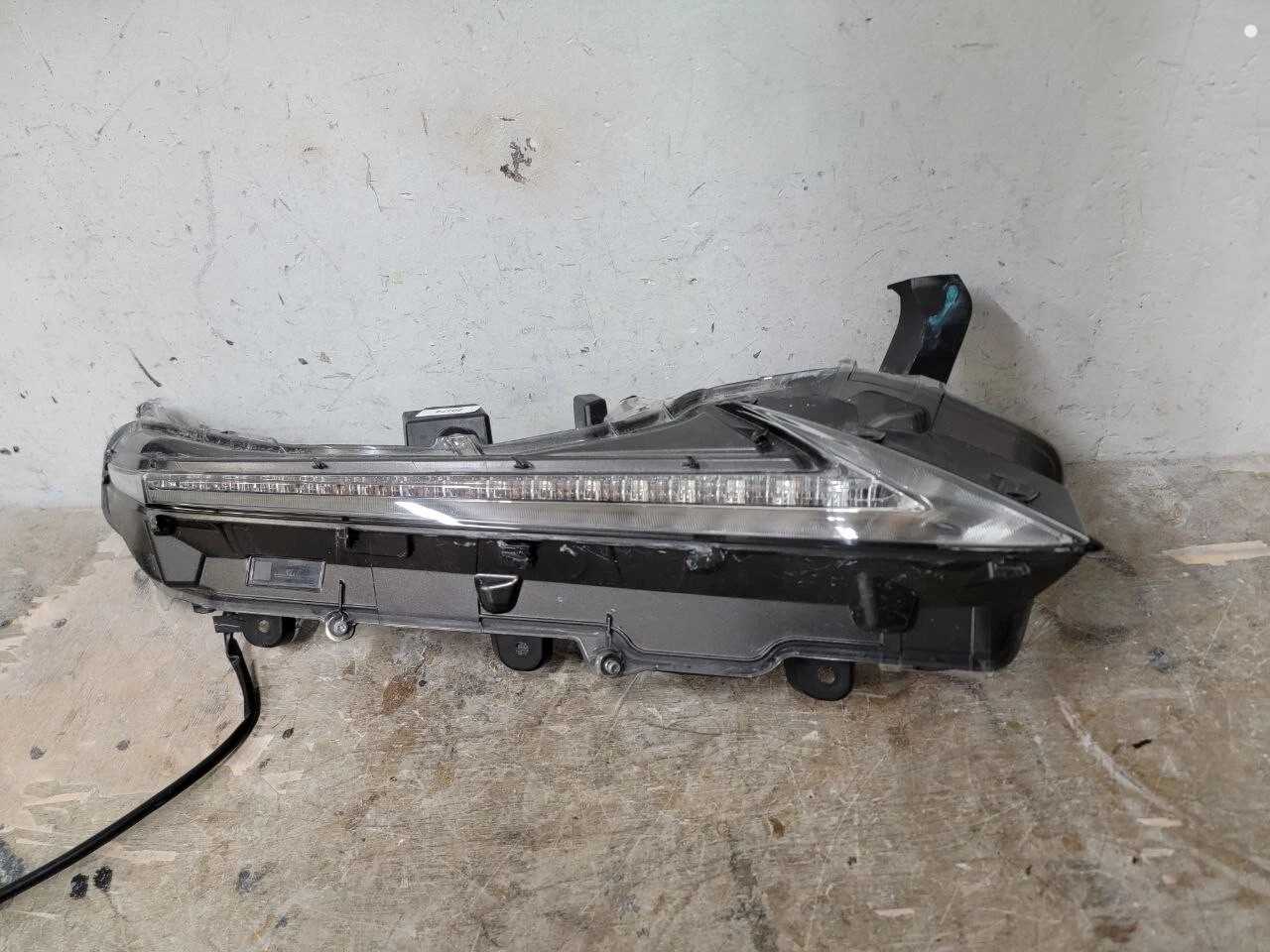 🔥NICE🔥 2015-2021 Lexus NX300H OEM Fog Light Daytime Running Lamp Right RH 🔥NICE🔥 2015-2021 Lexus NX300H OEM Fog Light Daytime Running Lamp Right RH