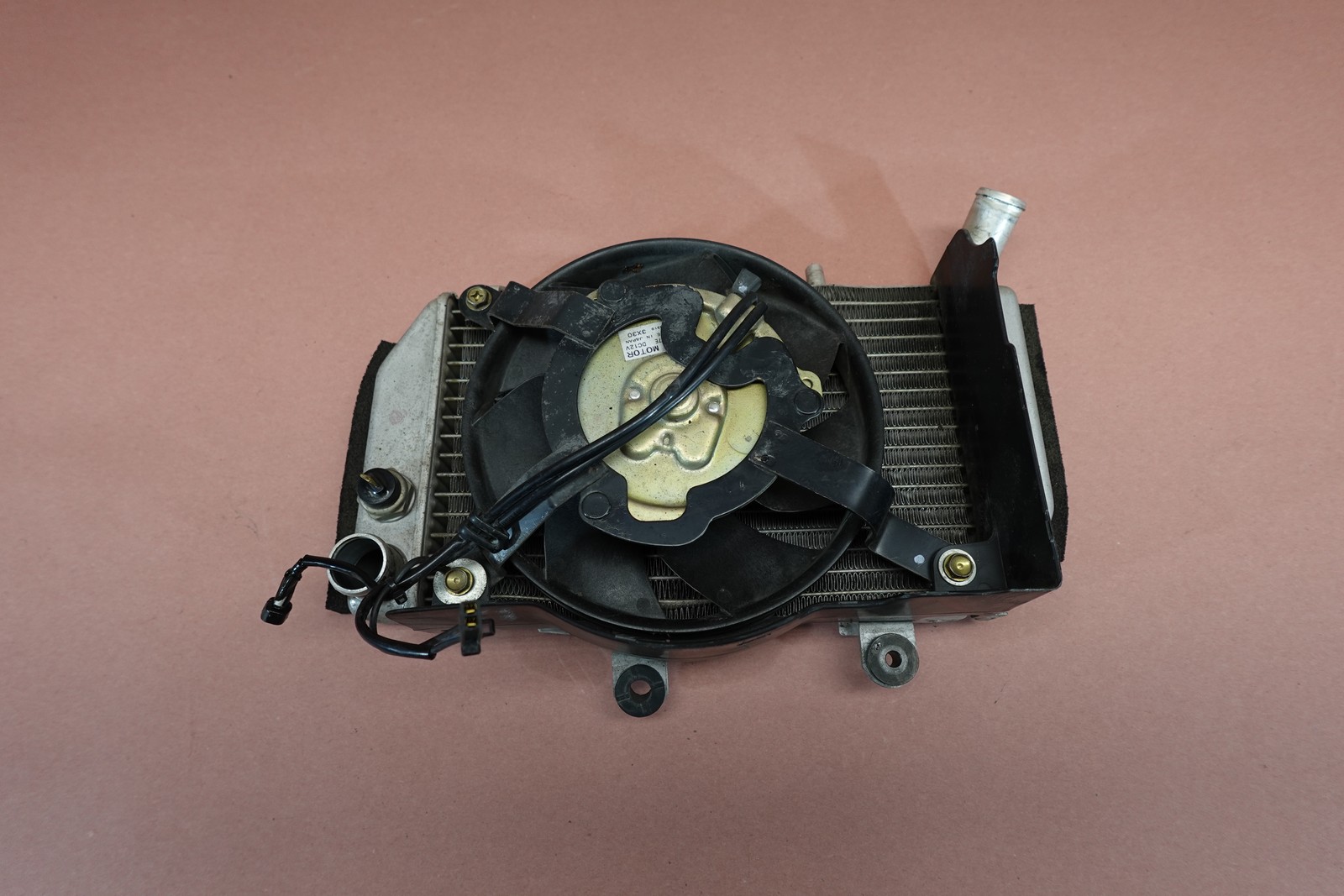 2003-2009 Honda Interceptor 800 VFR800 ENGINE RADIATOR COOLER W FAN 2003-2009 Honda Interceptor 800 VFR800 ENGINE RADIATOR COOLER W FAN