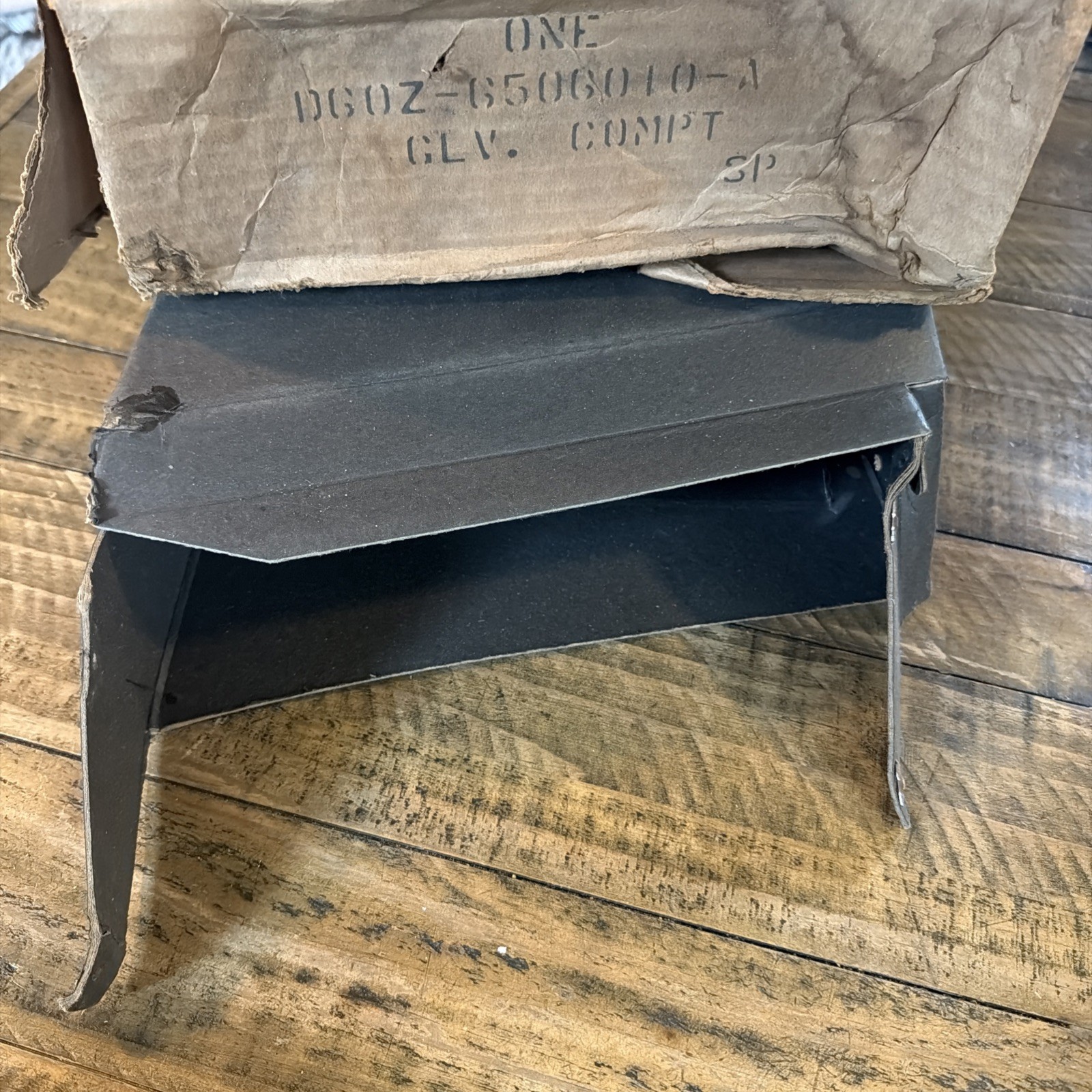 NOS OEM Ford D6OZ-6506010-A Glove Box Liner Insert 1972-76 Torino Ranchero New NOS OEM Ford D6OZ-6506010-A Glove Box Liner Insert 1972-76 Torino Ranchero New