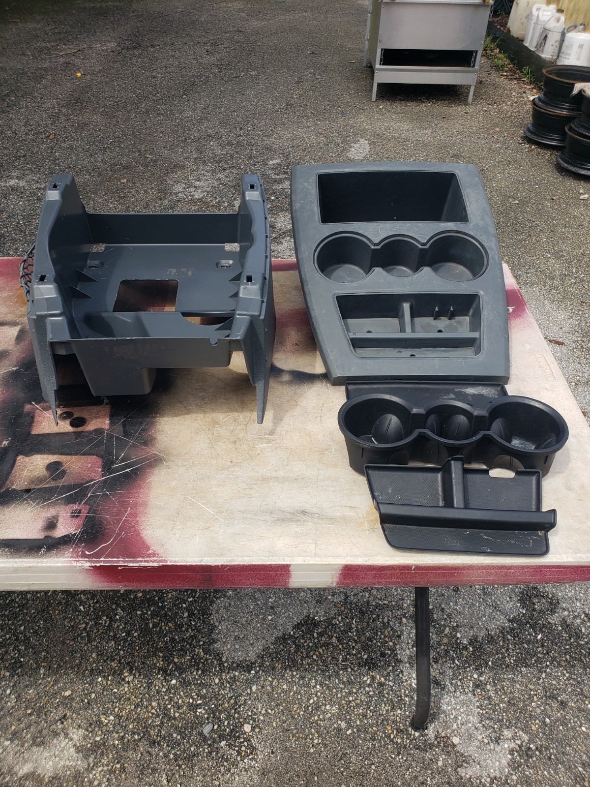 2006-2008 Dodge Ram 1500 2500 Business Floor Console Cup Holder Black Gray OEM 2006-2008 Dodge Ram 1500 2500 Business Floor Console Cup Holder Black Gray OEM