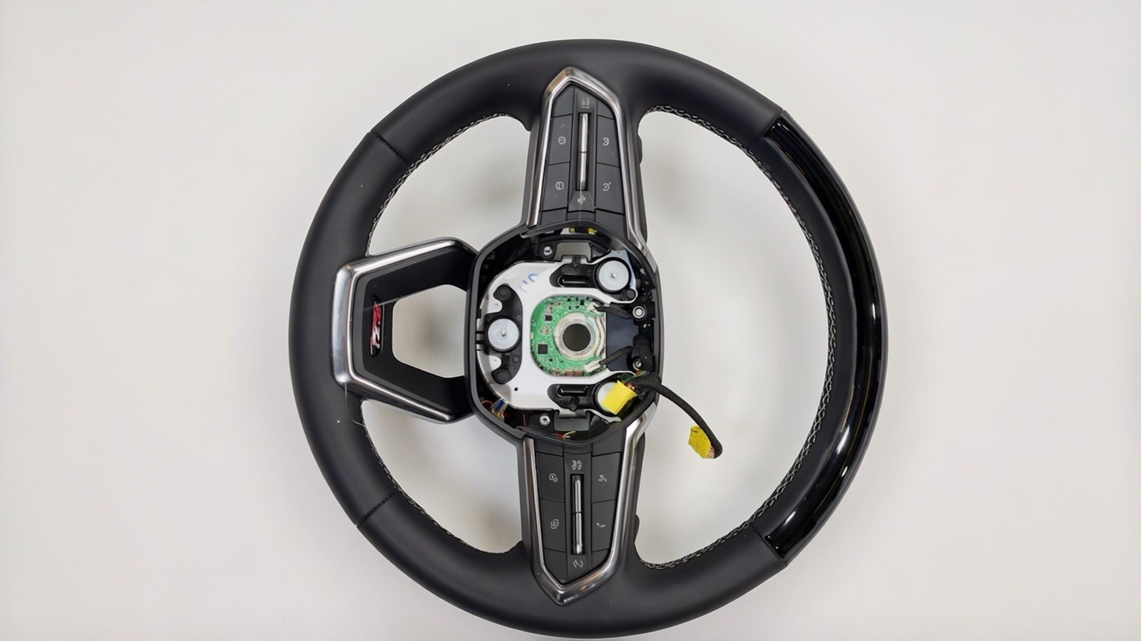 2023-2026 Chevrolet Traverse Steering Wheel