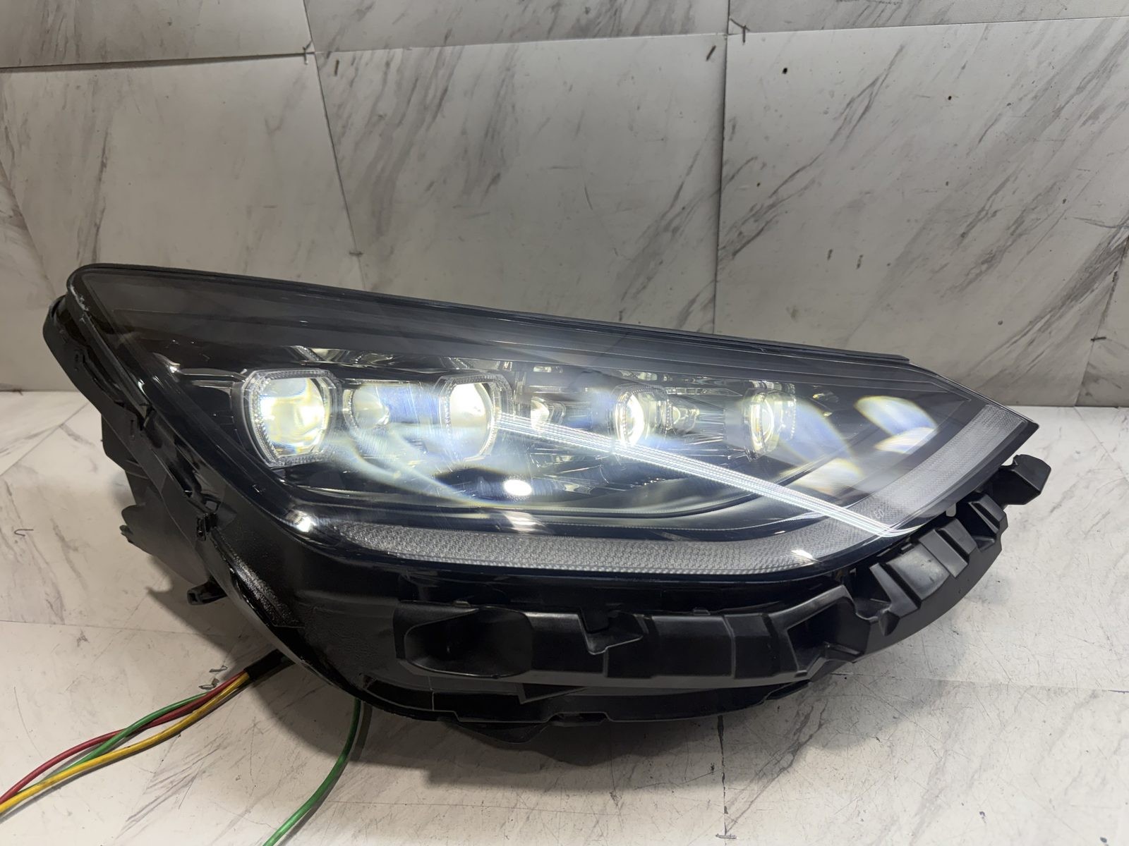 2020 2023 HYUNDAI SONATA HEADLIGHT OEM RIGHT PASSENGER LED PROJECTOR 92102-L12