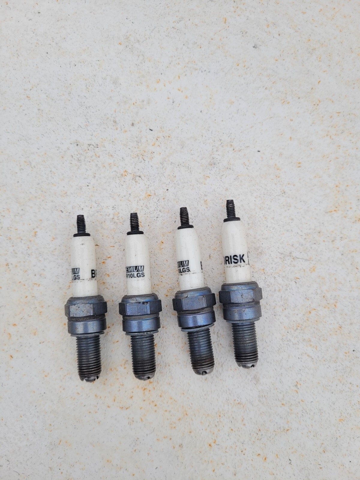Brisk Racing Spark Plugs Spark Plug Premium Racing AOR10LGS Brisk Racing Spark Plugs Spark Plug Premium Racing AOR10LGS