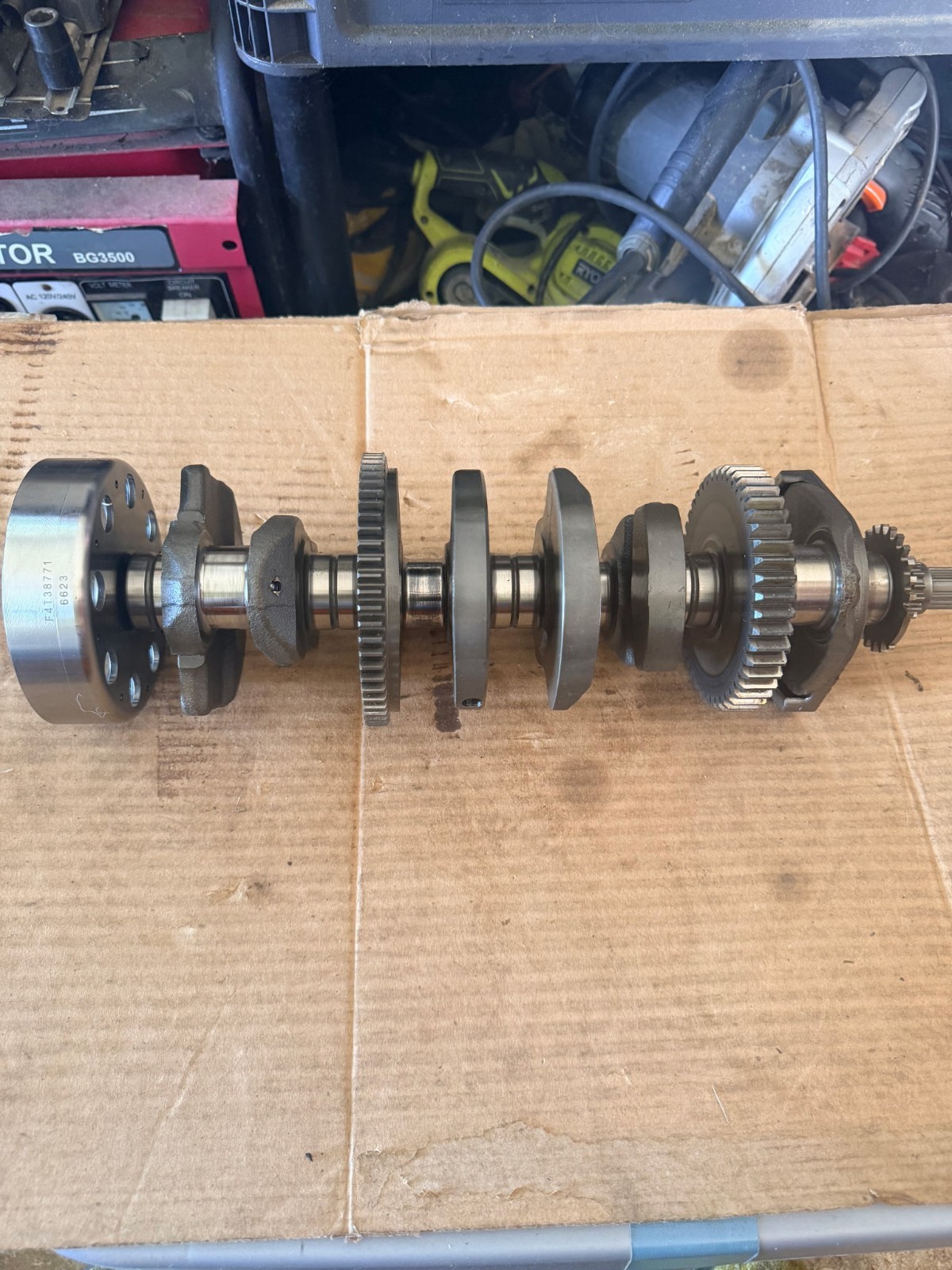 05-06 Suzuki GSX-R 1000 crankshaft with flywheel 05-06 Suzuki GSX-R 1000 crankshaft with flywheel