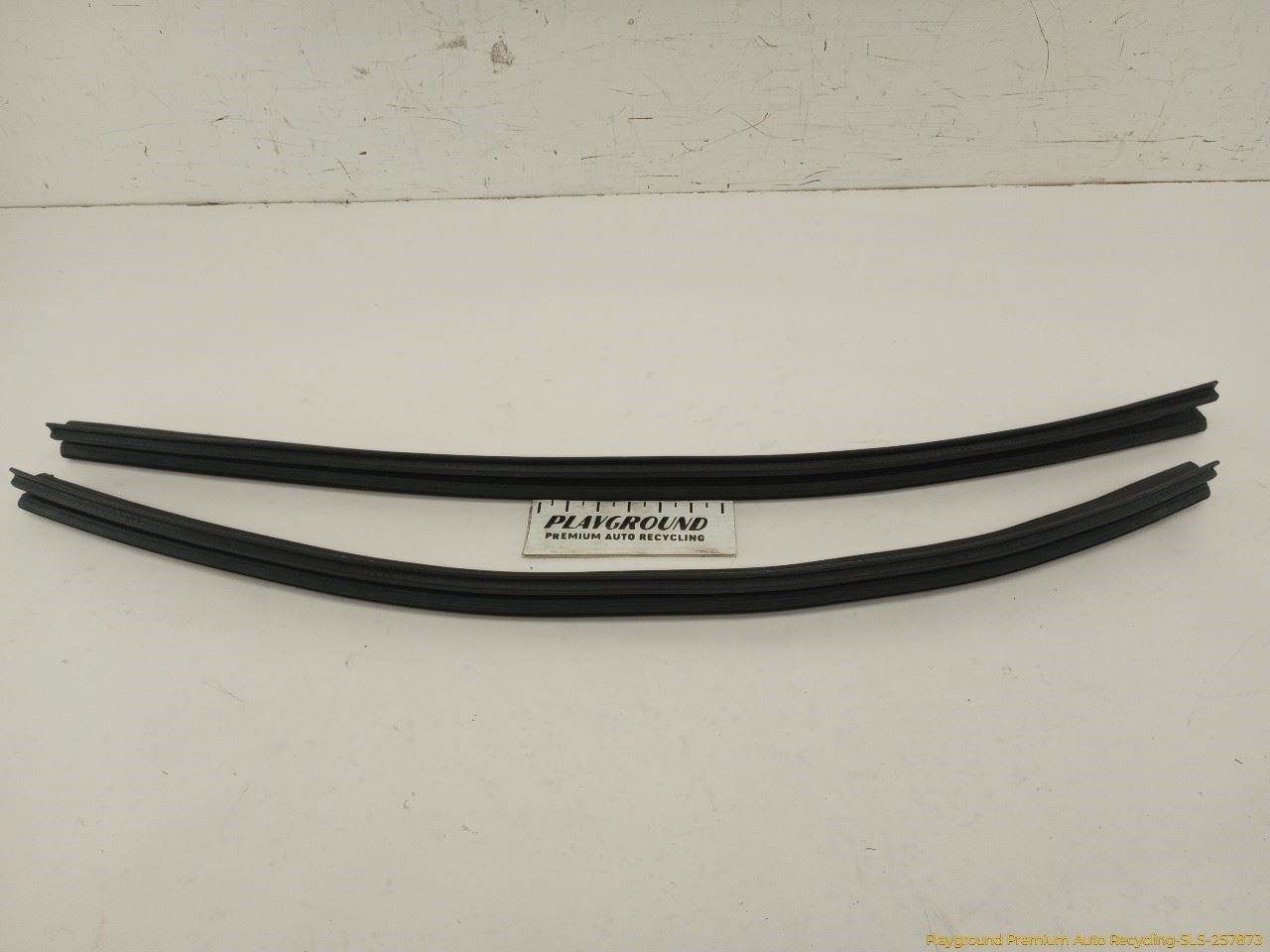 Cadillac CTS COUPE Pair Of Left & Right Front Door Inner Molding Seal Fits 11-14