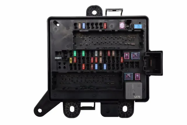Genuine GM Body Wiring Harness Junction Block 84044726