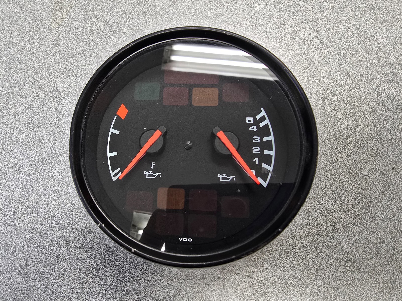 NICE USED ORIGINAL GENUINE VDO PORSCHE 911 993 COMBO OIL PRESSURE GAUGE 11/94