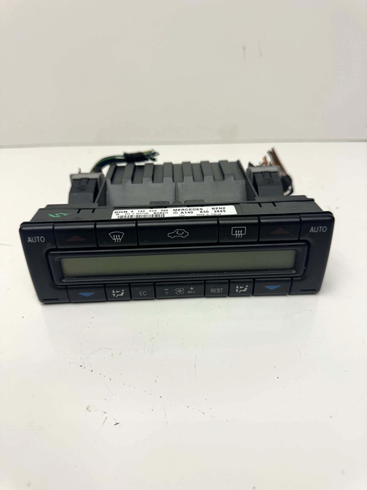 98 99 00 01 02 MERCEDES CLK320 AC HEATER CLIMATE CONTROL SWITCH A1408302685 OEM 98 99 00 01 02 MERCEDES CLK320 AC HEATER CLIMATE CONTROL SWITCH A1408302685 OEM