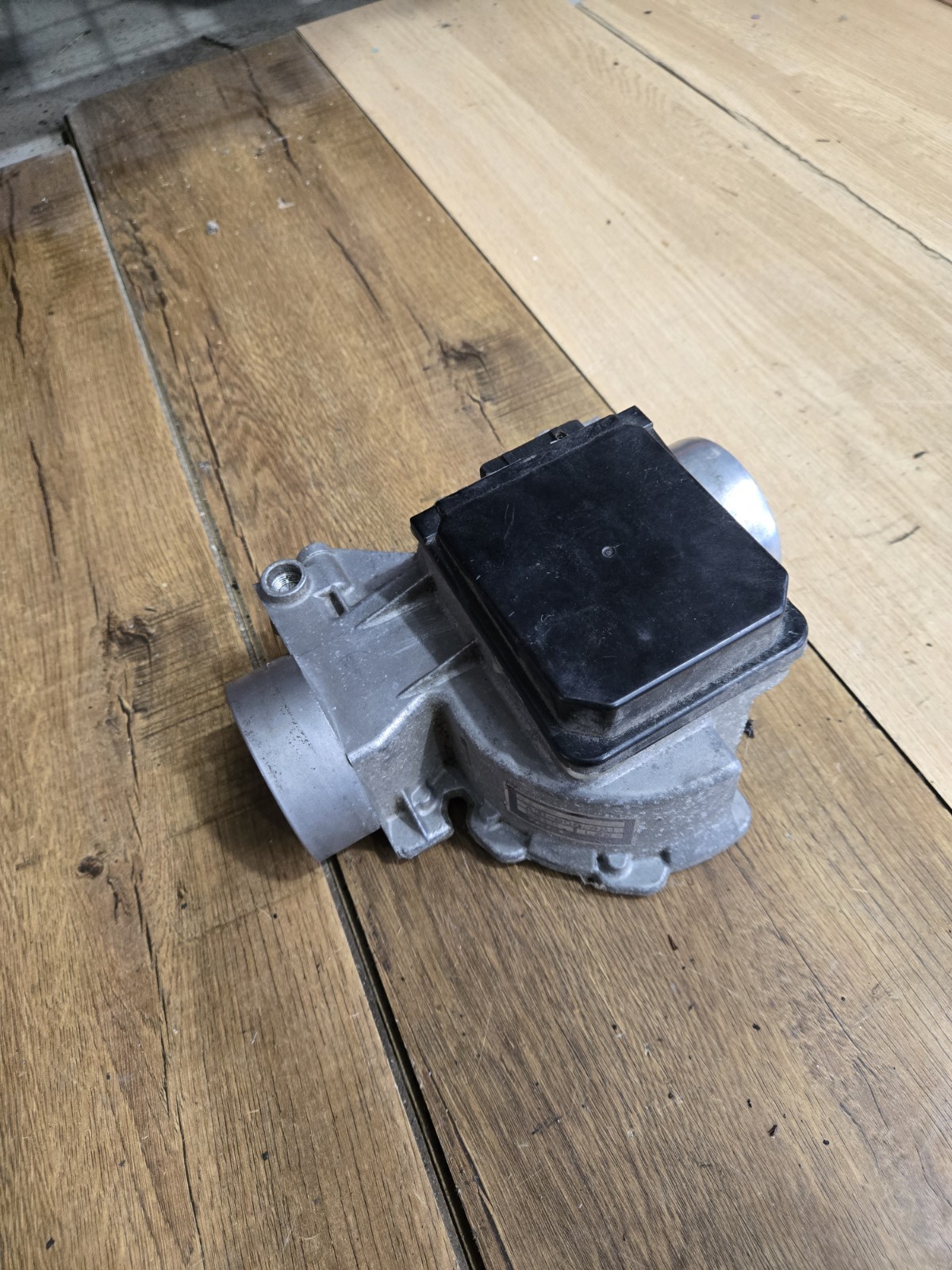 1979-1983 Nissan Datsun 280ZX MAF Mass Airflow Meter Sensor A31-608 421 1979-1983 Nissan Datsun 280ZX MAF Mass Airflow Meter Sensor A31-608 421