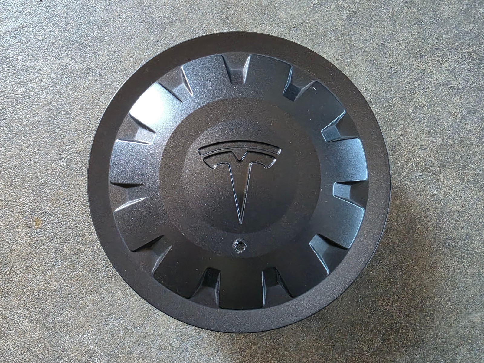 Genuine Factory OEM Tesla Model 3 Y UberTurbine center cap P/N 1188236-00-A Genuine Factory OEM Tesla Model 3 Y UberTurbine center cap P/N 1188236-00-A