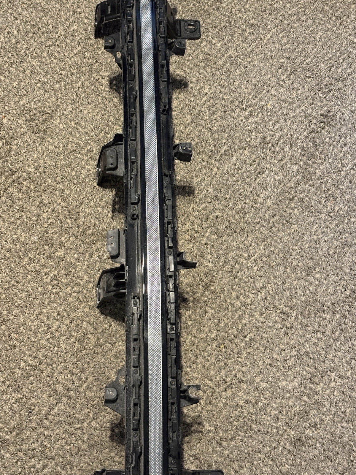 2024-2026 Hyundai Santa Fe Front Center Grille LED DRL Light Bar OEM 92209-R6100