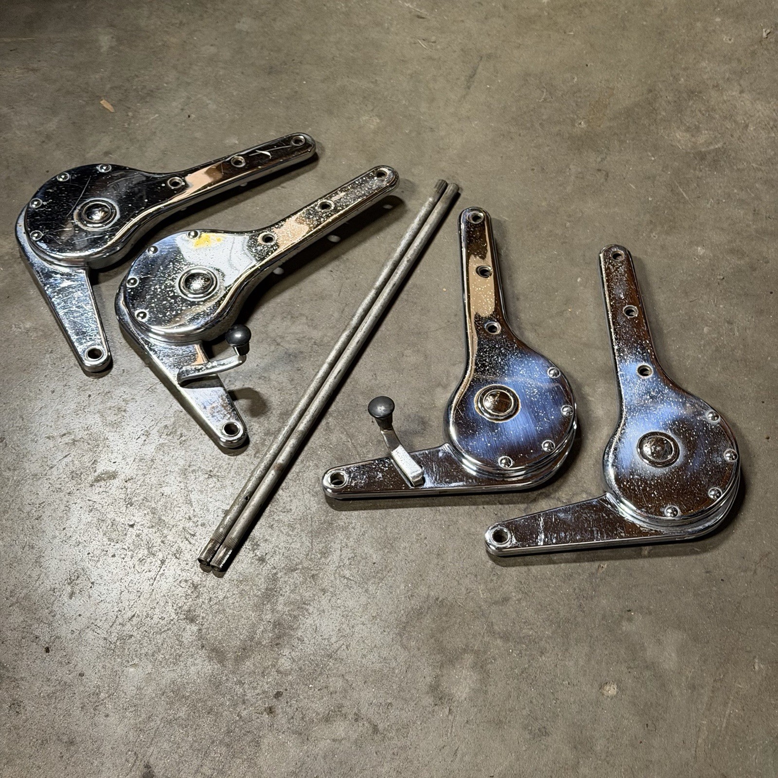 Porsche 356 B (T5) Seat Recliner Set w/ Connecting Rods LEFT & RIGHT Porsche 356 B (T5) Seat Recliner Set w/ Connecting Rods LEFT & RIGHT