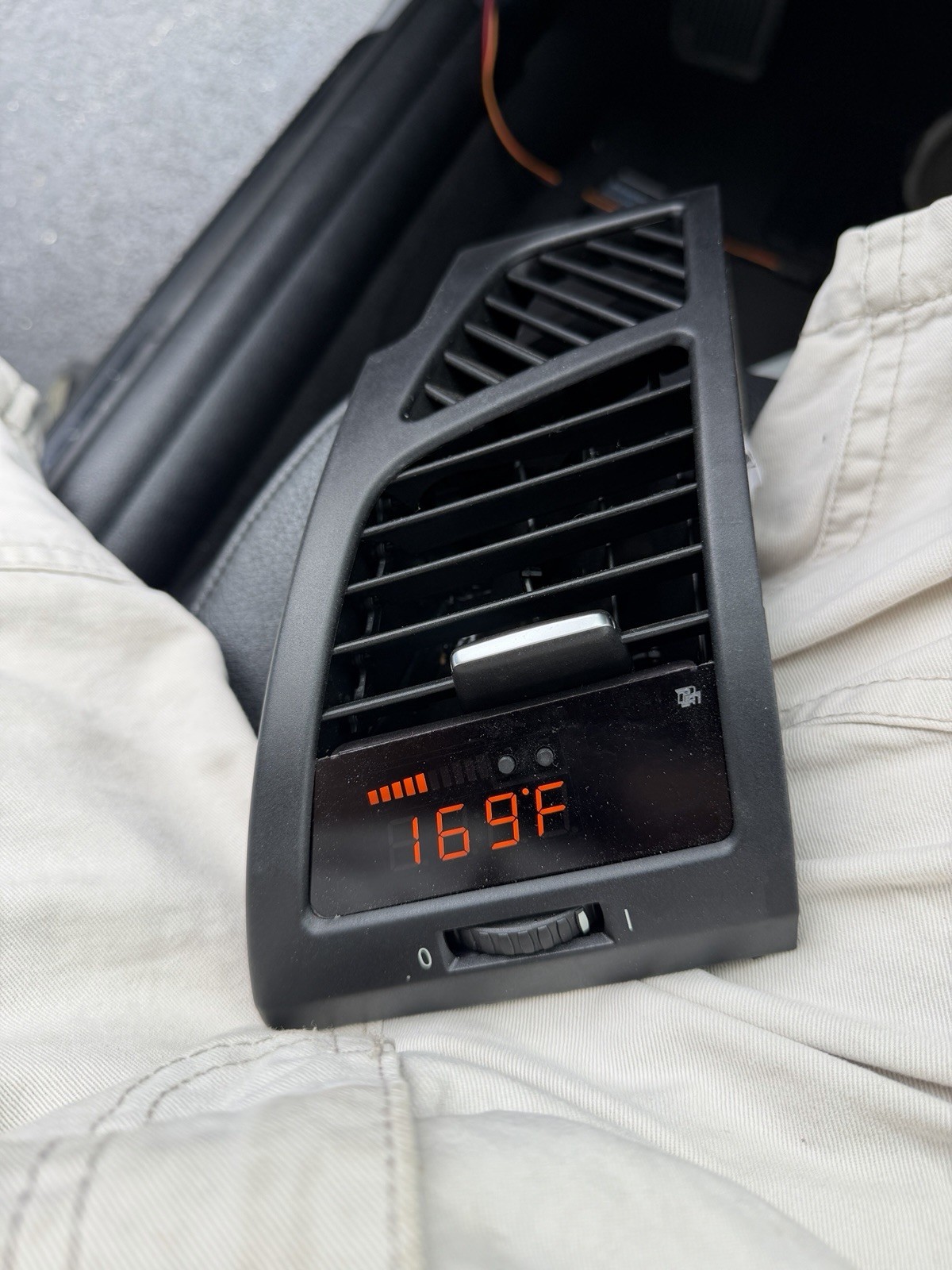 P3 Vent Gauge BMW 135i P3 Vent Gauge BMW 135i