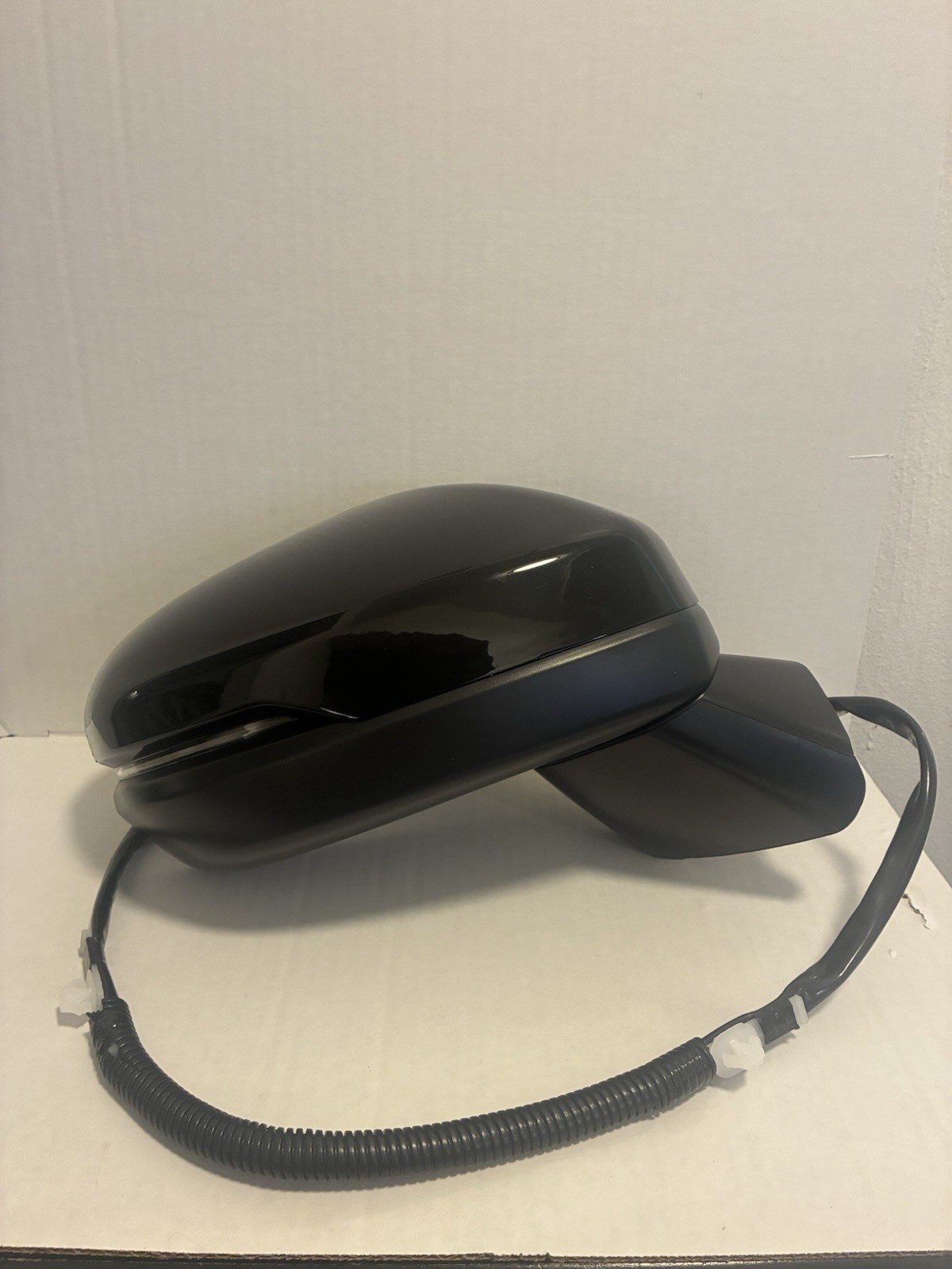 2023-2025 Honda HR-V Pass. Side Door Mirror OEM Black New 8-Pin Heated Blindspot