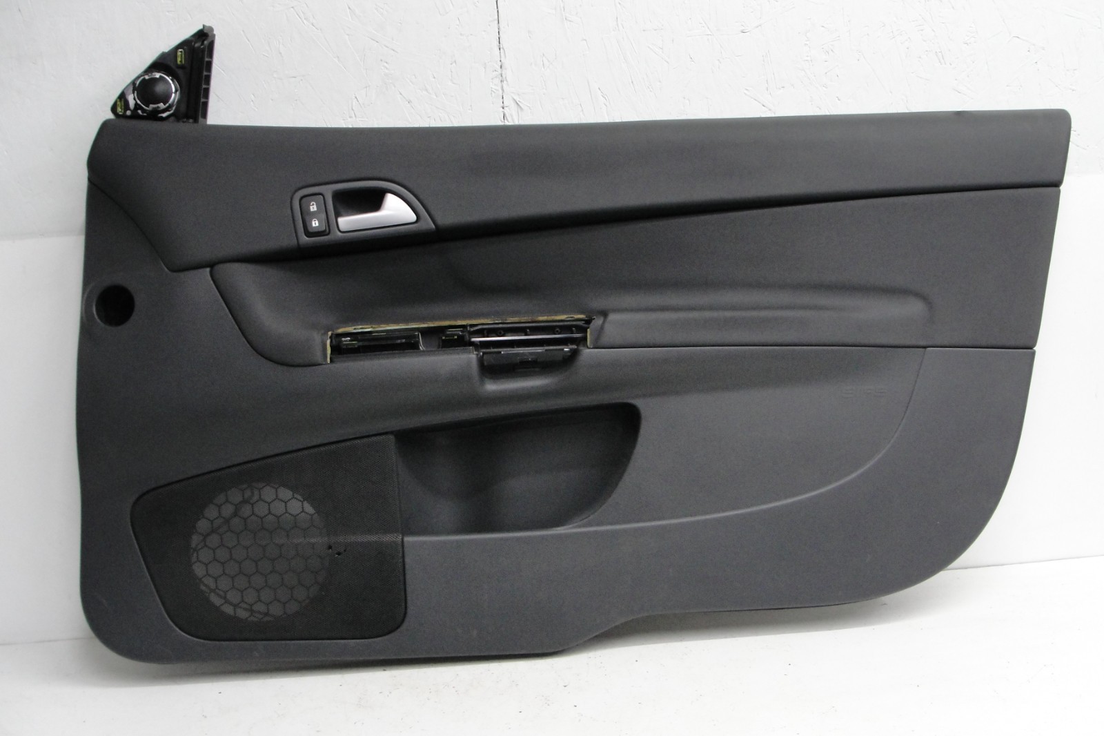 Volvo C30 07-13 passenger RH front door PANEL interior card trim piece black OEM