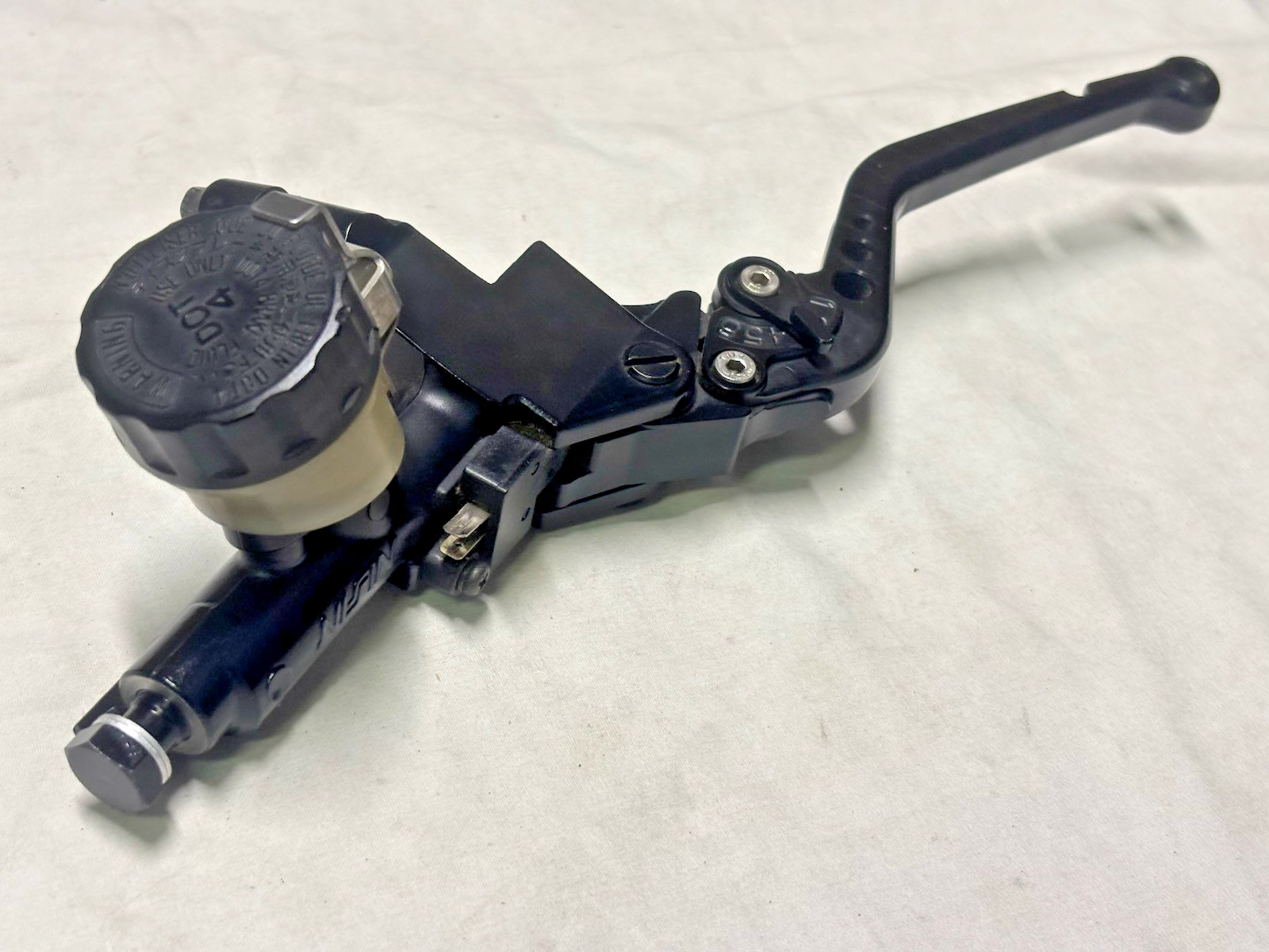 2007 07 08 SUZUKI GSXR 1000 CLUTCH MASTER HYDRAULIC LEFT HANDLE CYLINDER *NICE* 2007 07 08 SUZUKI GSXR 1000 CLUTCH MASTER HYDRAULIC LEFT HANDLE CYLINDER *NICE*