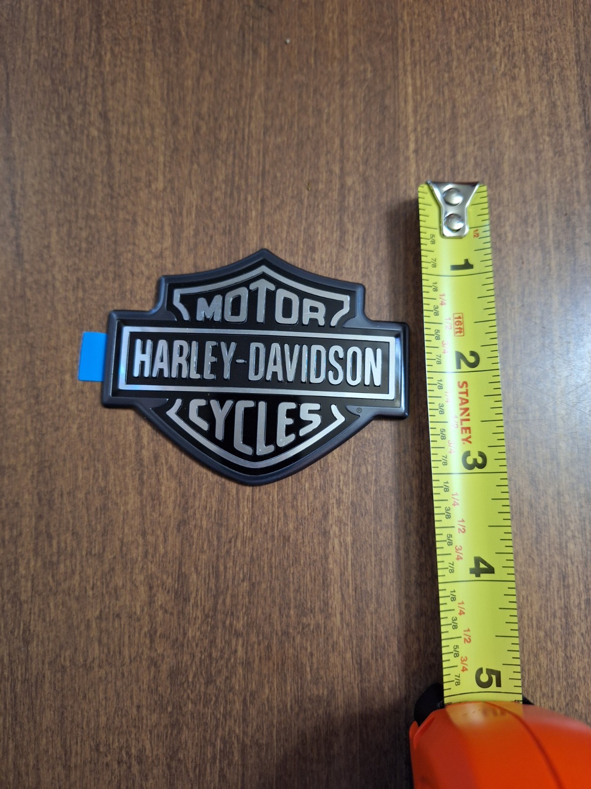 Harley Davidson 62272-09 RH OEM Airbox Medallion Harley Davidson 62272-09 RH OEM Airbox Medallion