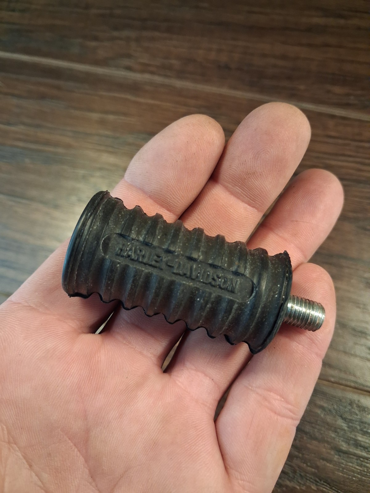 Harley-Davidson H-D Stock Rubber Shifter Shift Lever Peg OEM 34611-65 Harley-Davidson H-D Stock Rubber Shifter Shift Lever Peg OEM 34611-65
