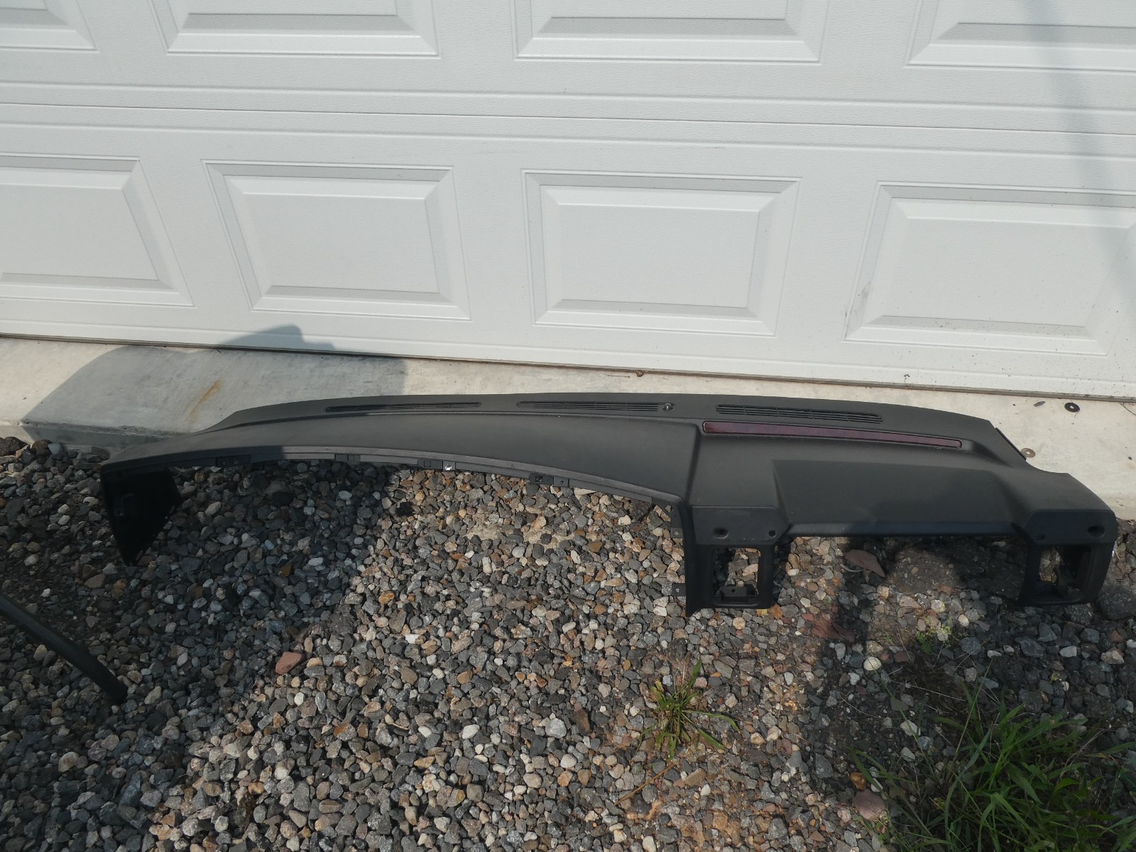 03-06 Cadillac Escalade Platinum - Dash Pad Top Ebony Black Grab Bar OEM GM
