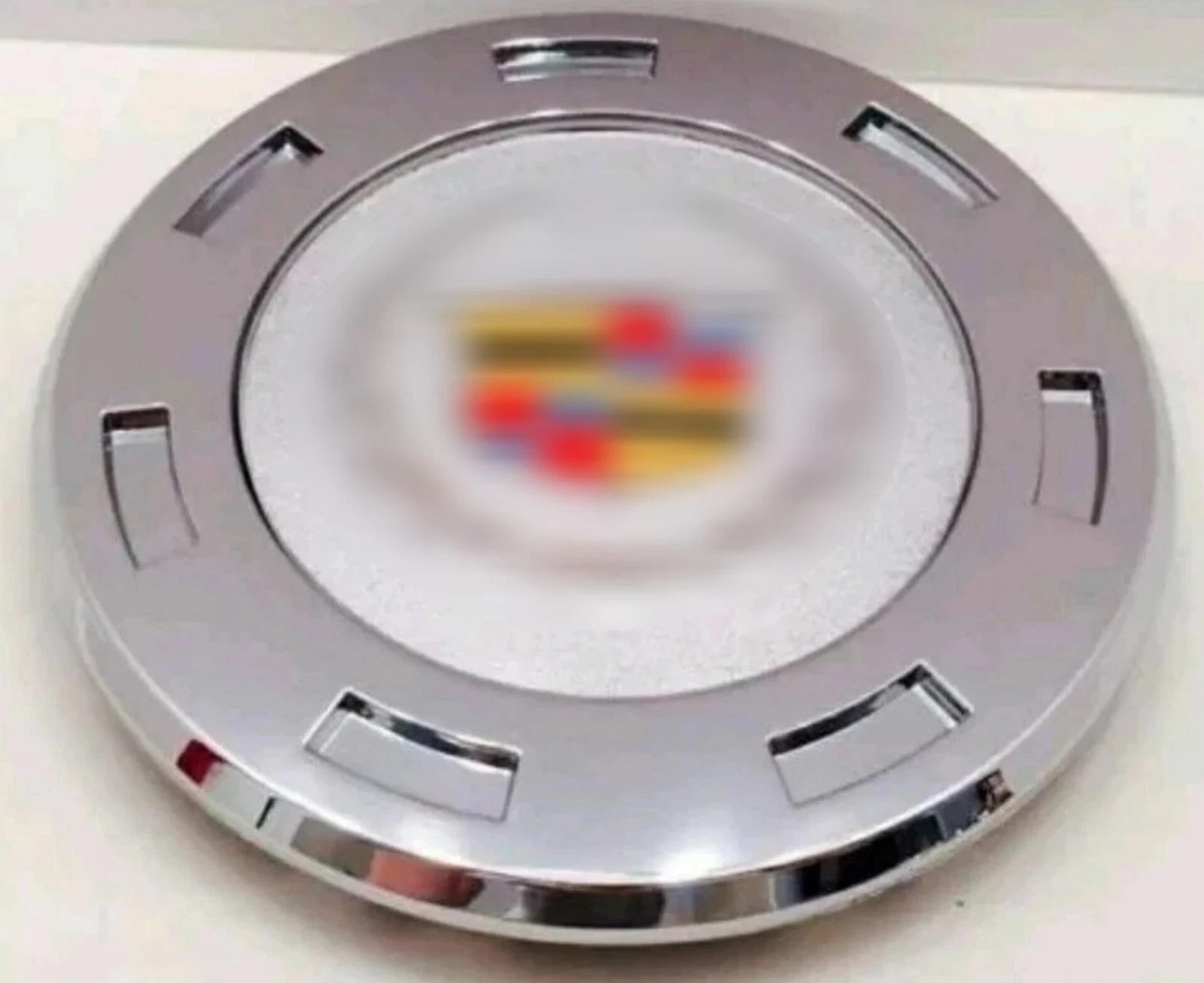 1PC 2007-2014 Cadillac Escalade Color Crest 22